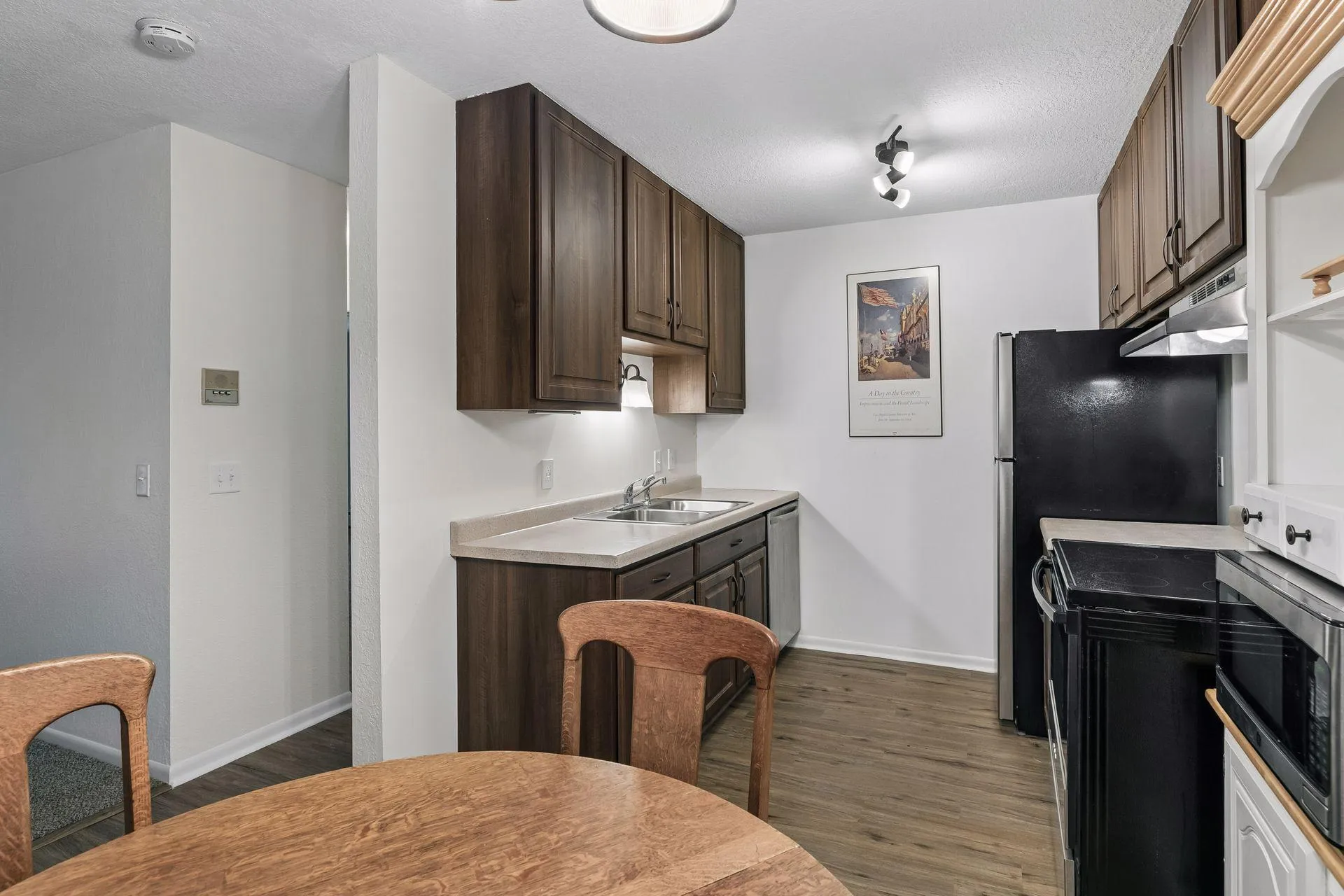 Photo 10 of 14630 Garrett Avenue Unit 401
