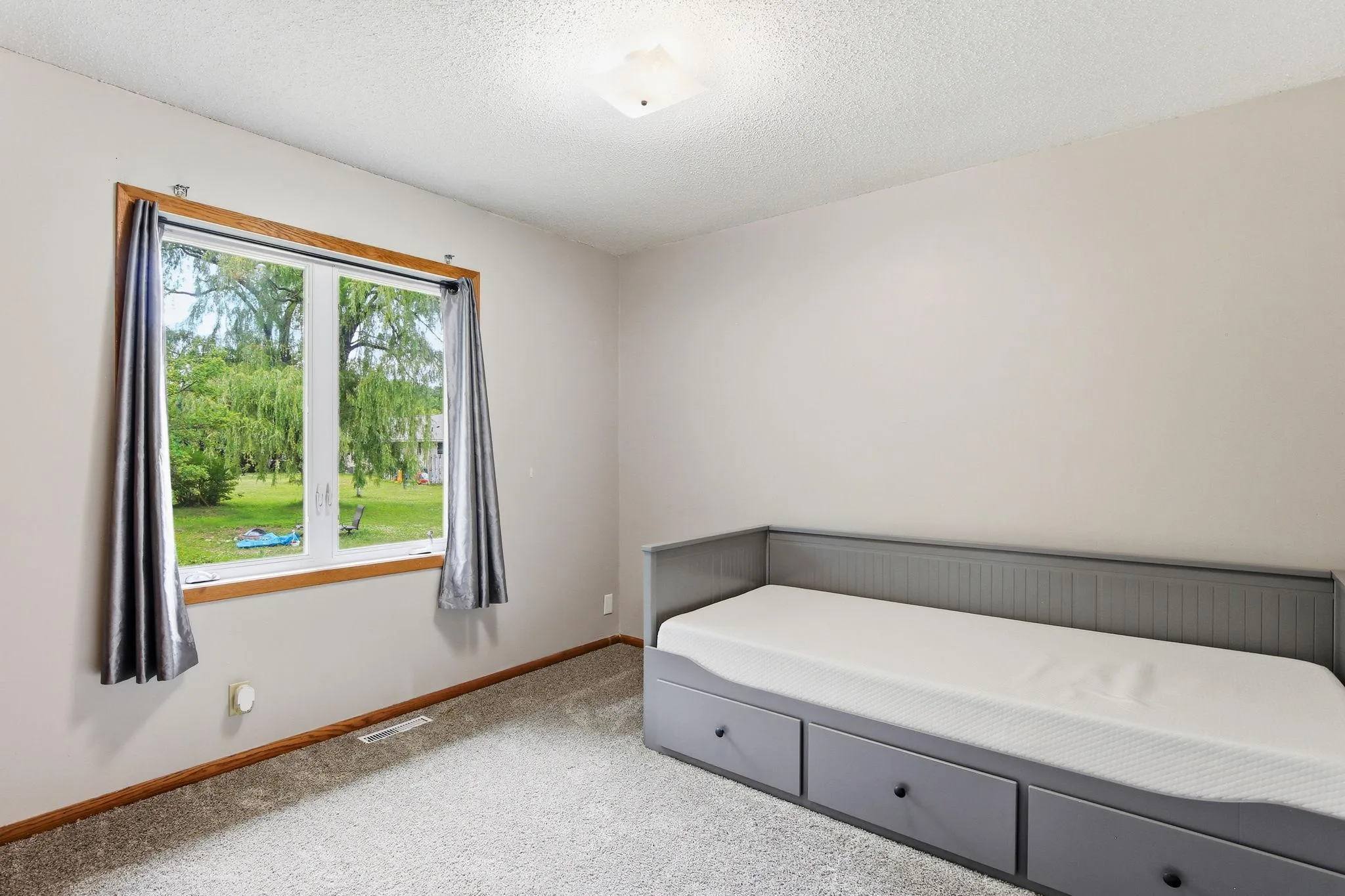 Photo 17 of 17627 Ionia Court