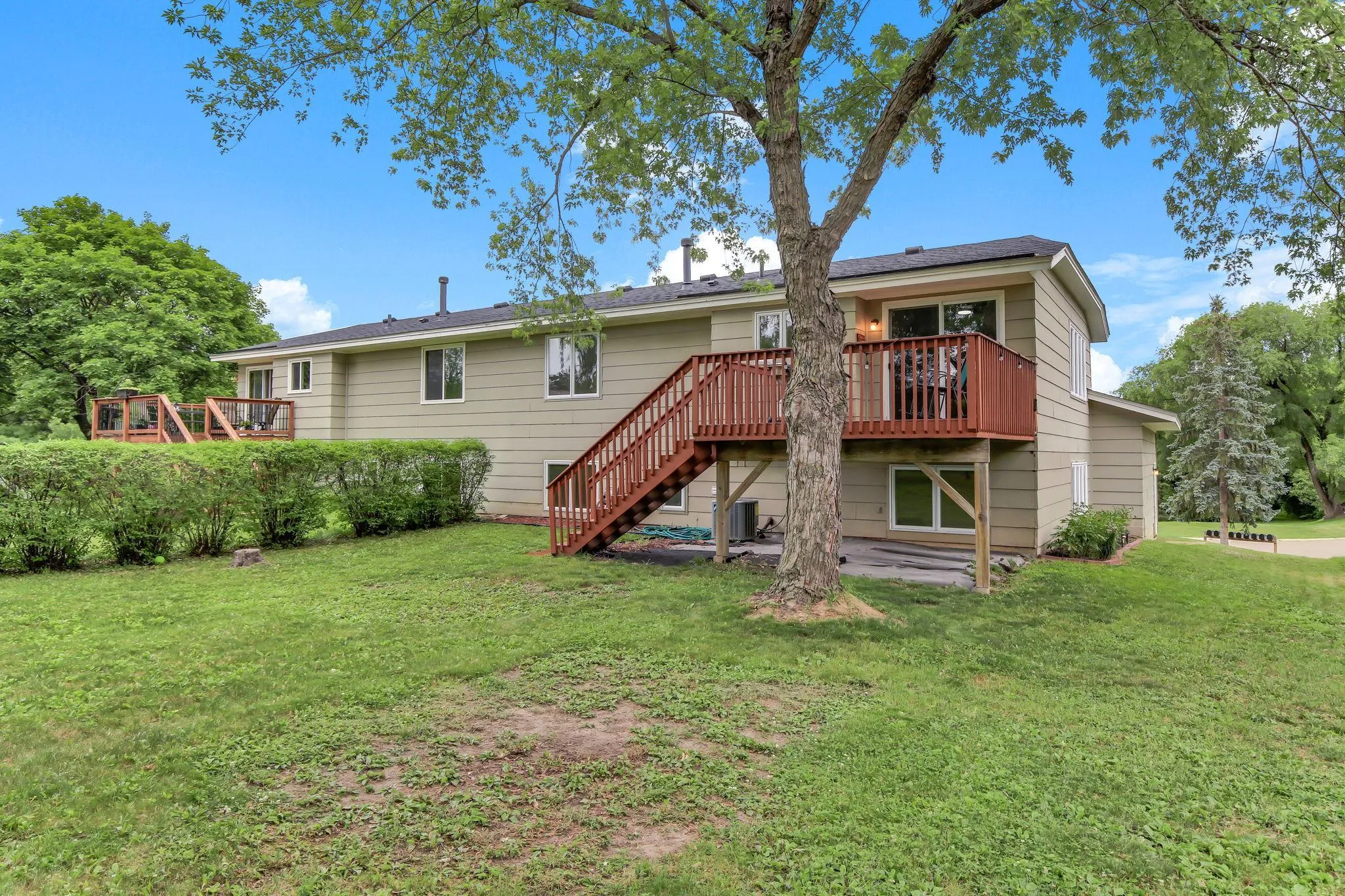 Photo 29 of 17627 Ionia Court