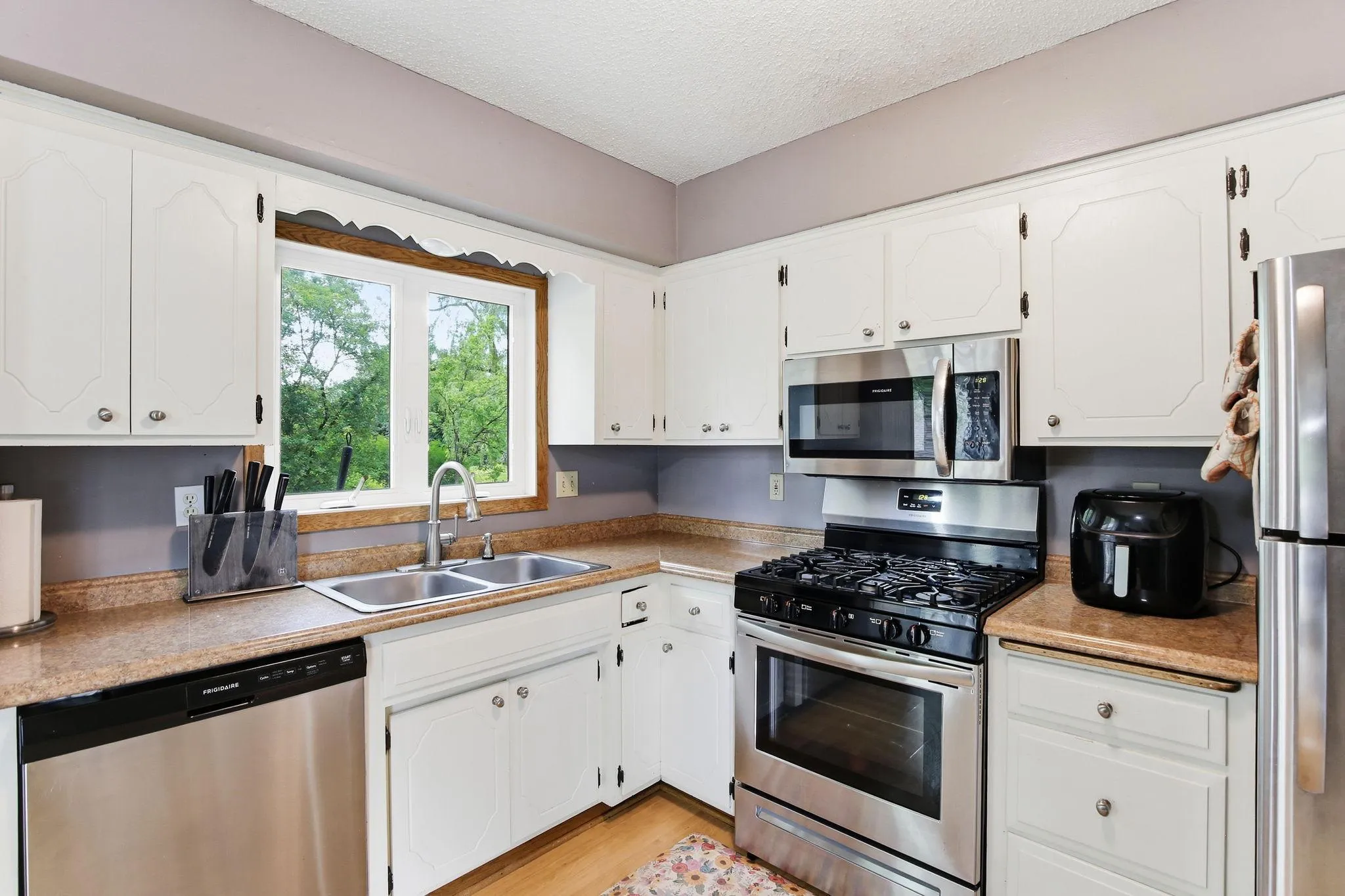Photo 13 of 17627 Ionia Court