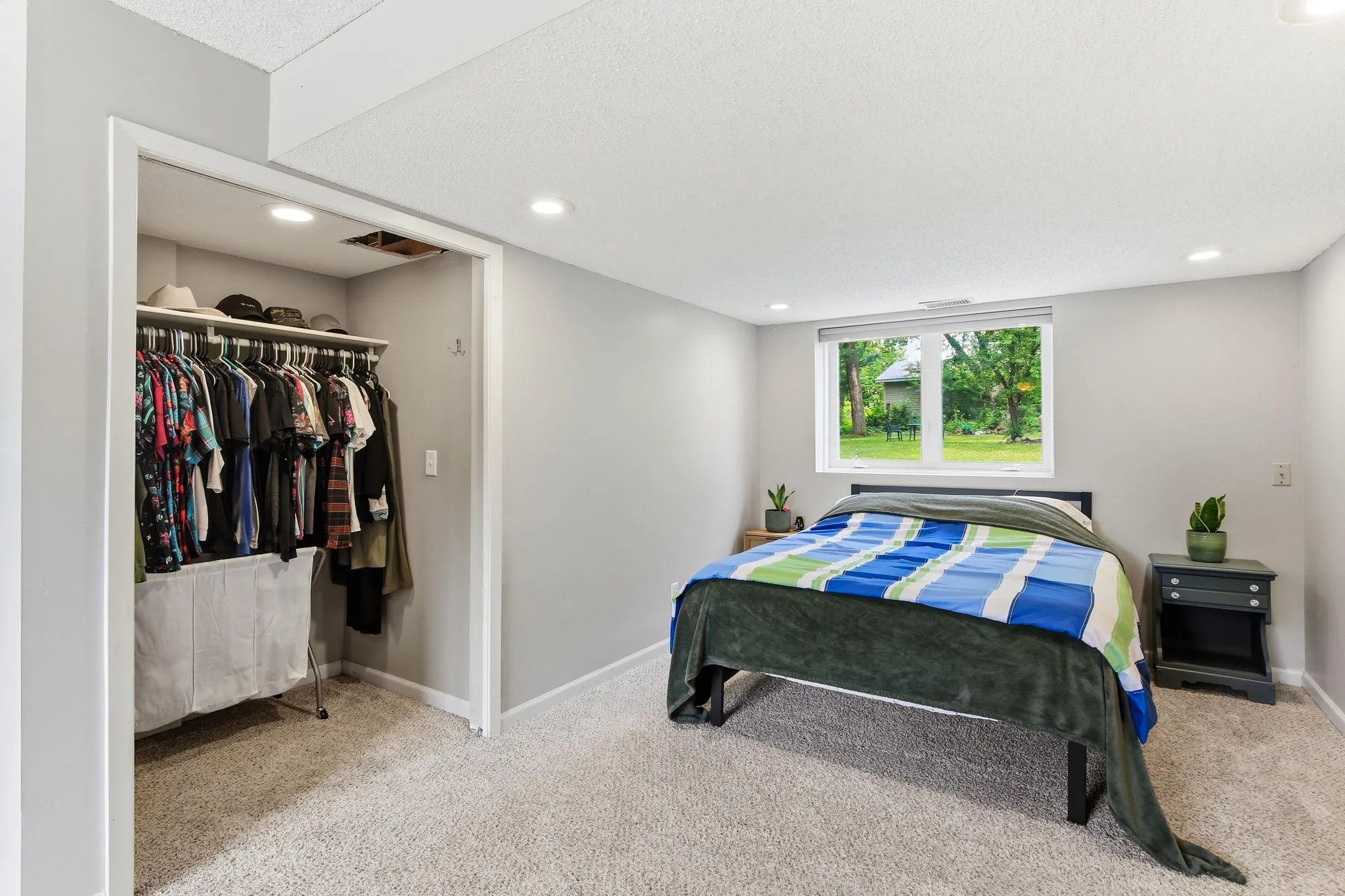 Photo 26 of 17627 Ionia Court