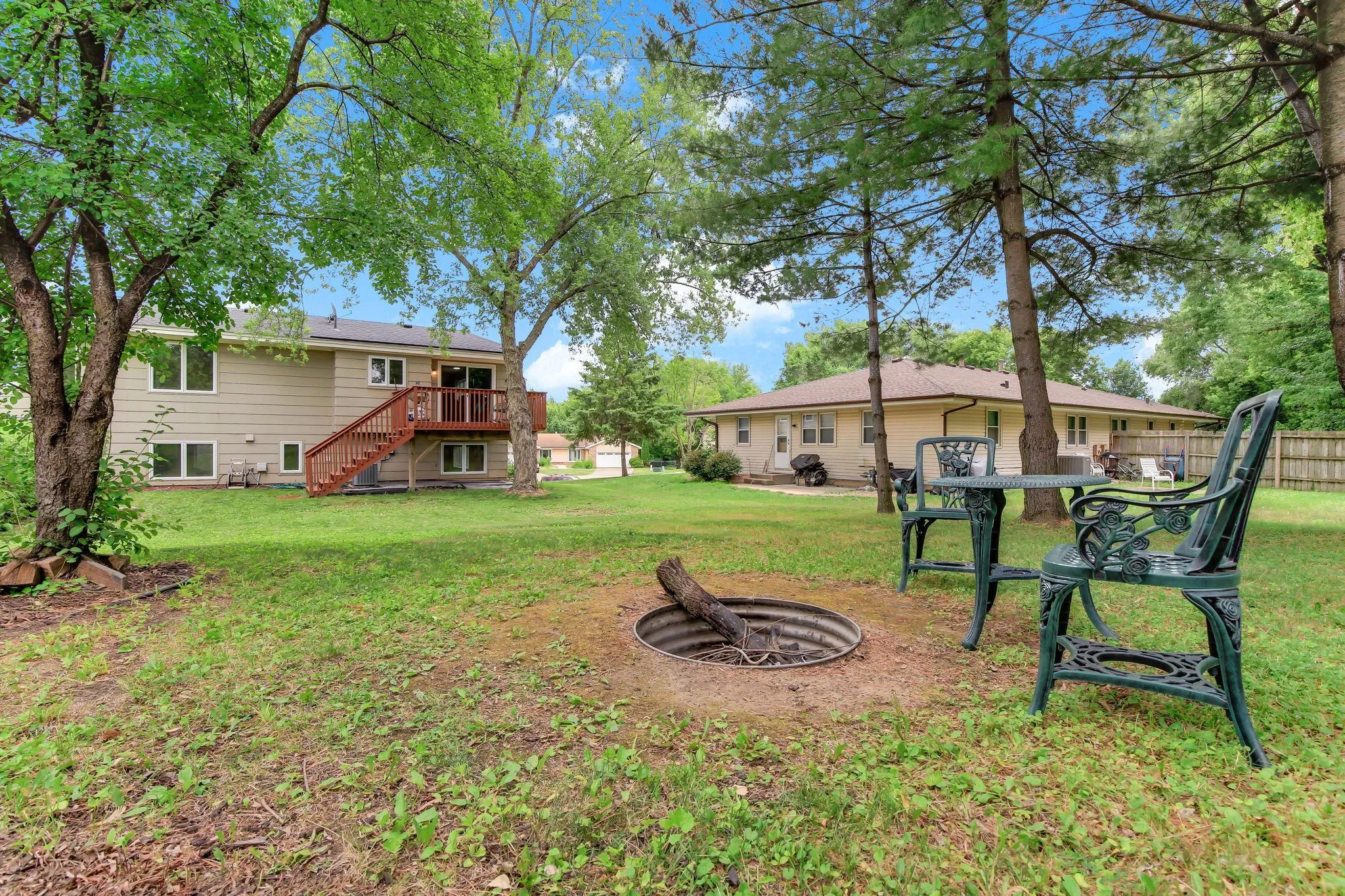 Photo 32 of 17627 Ionia Court