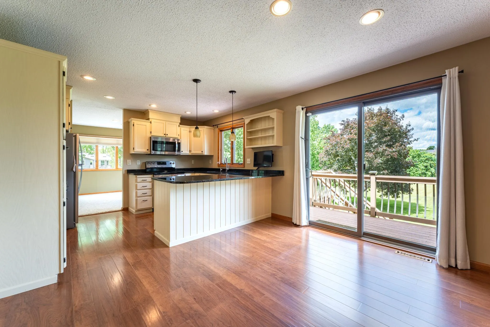 Photo 14 of 10829 160th E Street