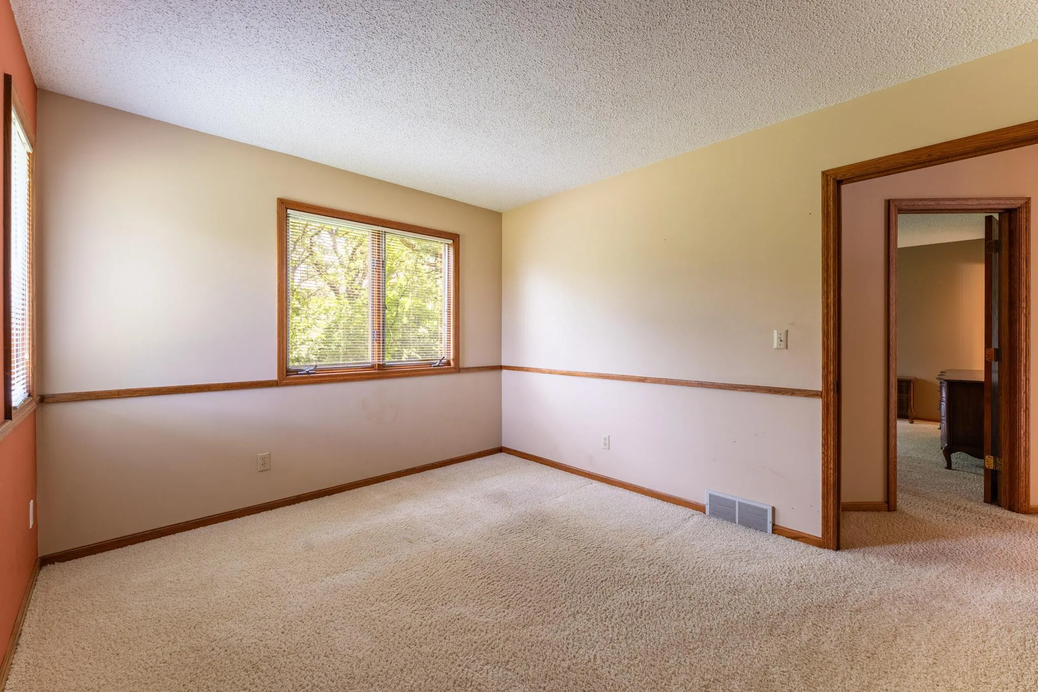 Photo 33 of 10829 160th E Street