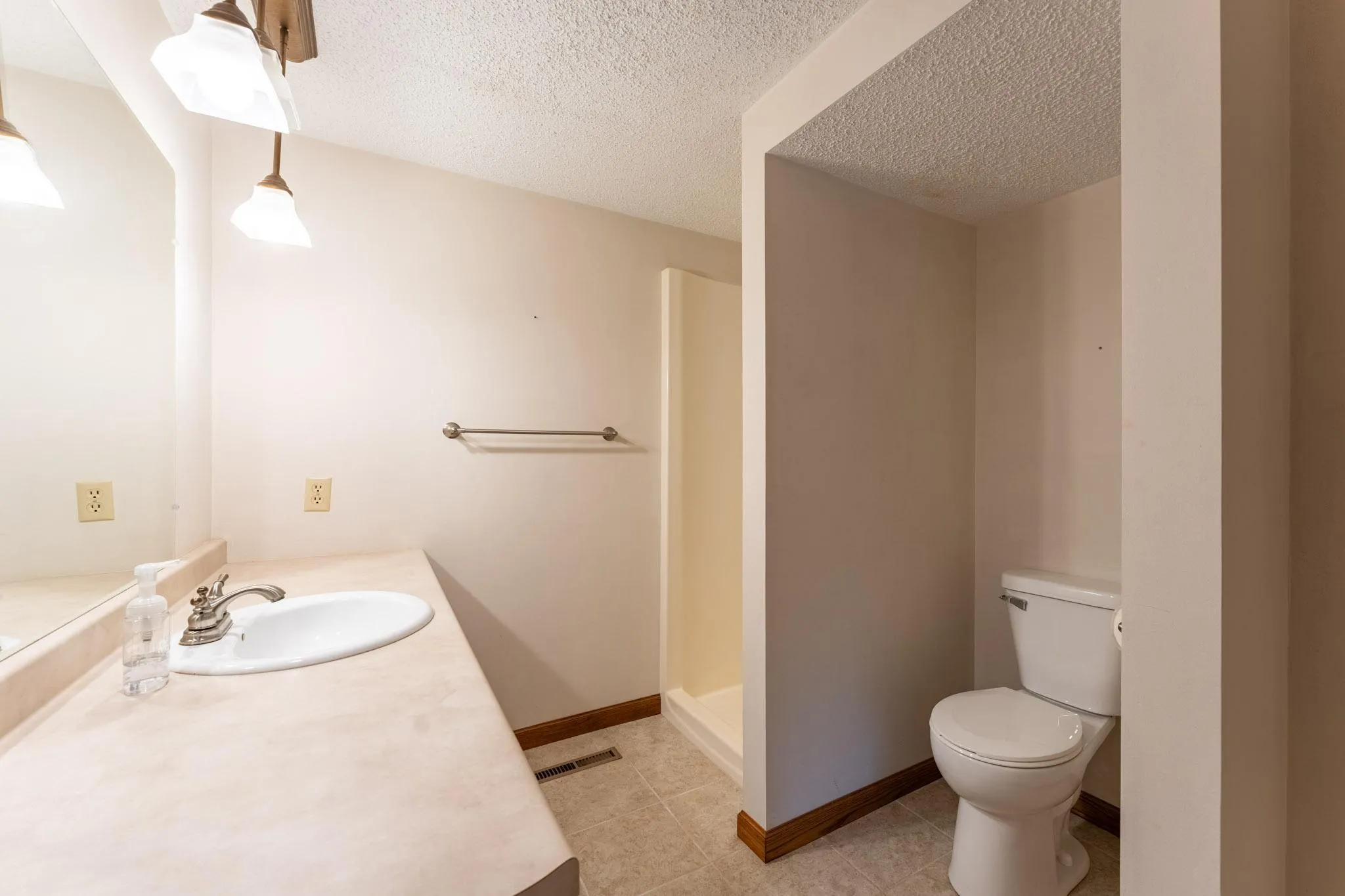 Photo 42 of 10829 160th E Street