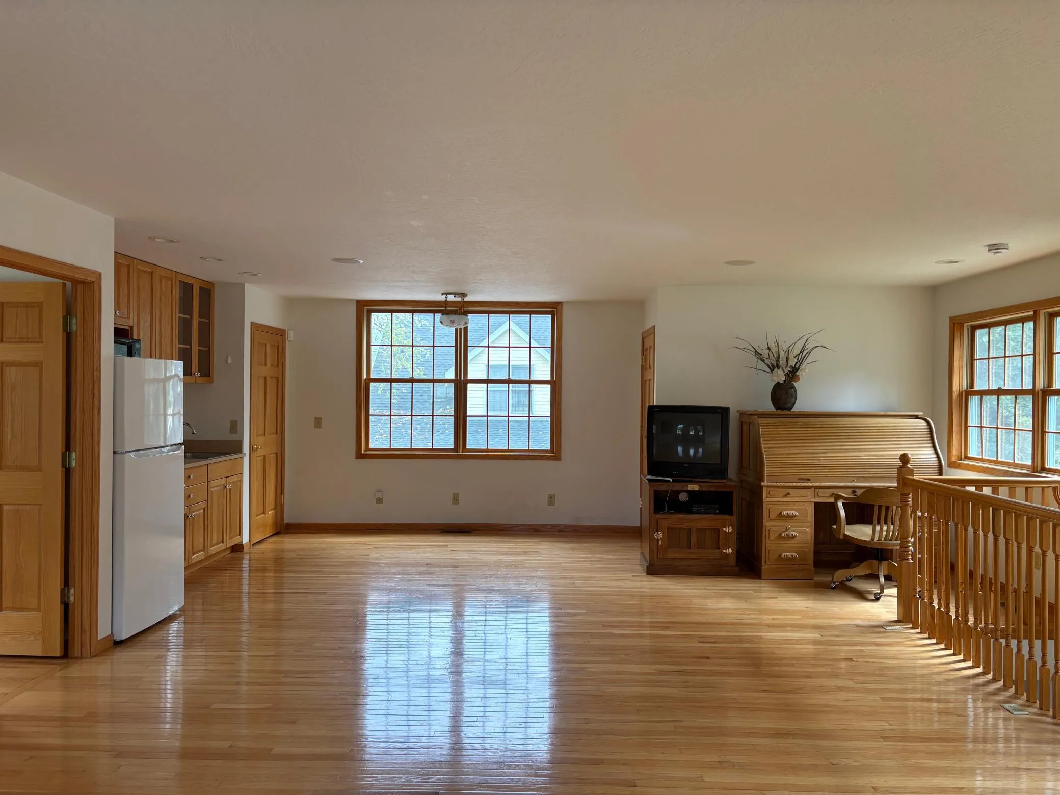 Photo 12 of 3020 Oakdale Drive