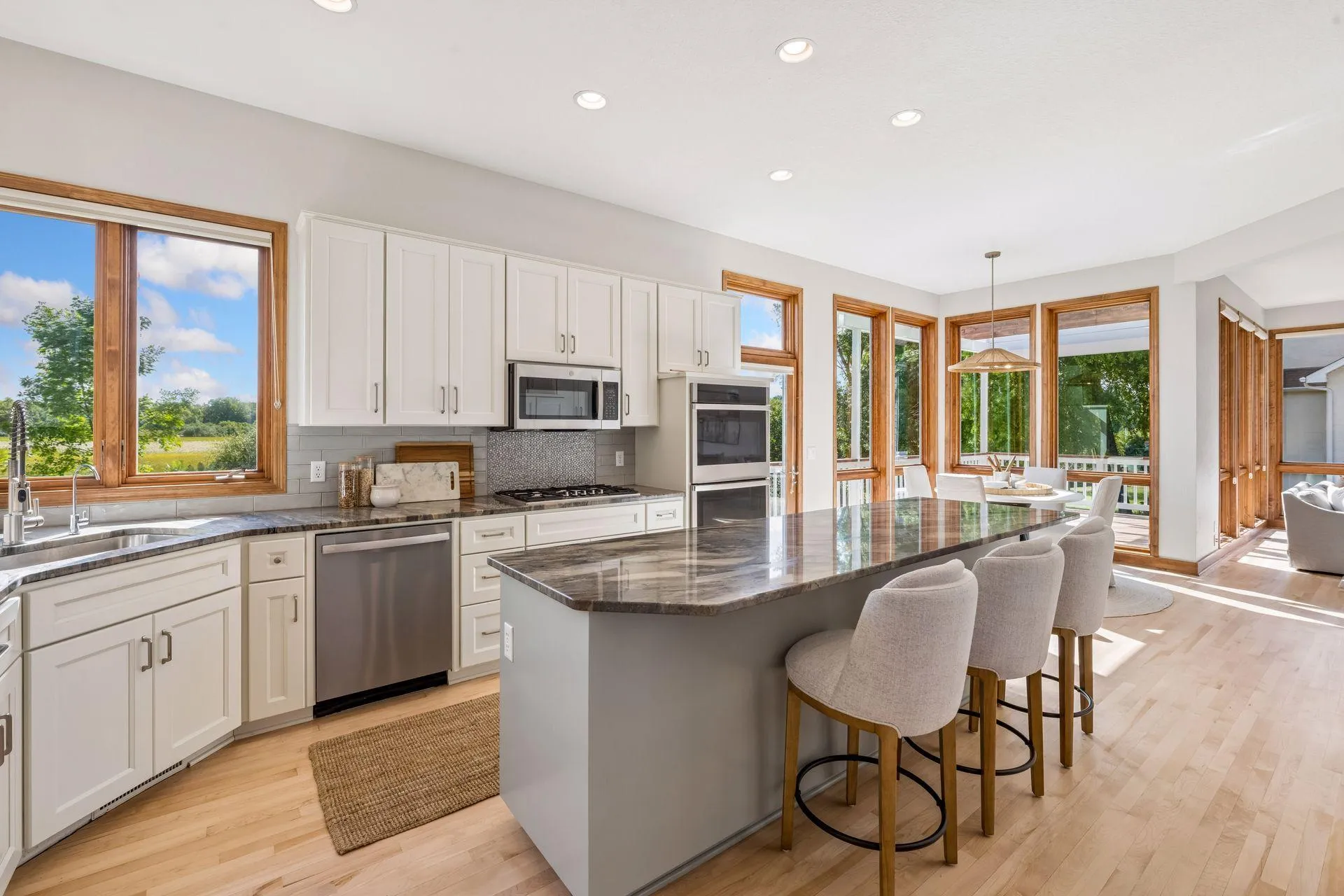 Photo 11 of 27125 Marsh Pointe Court