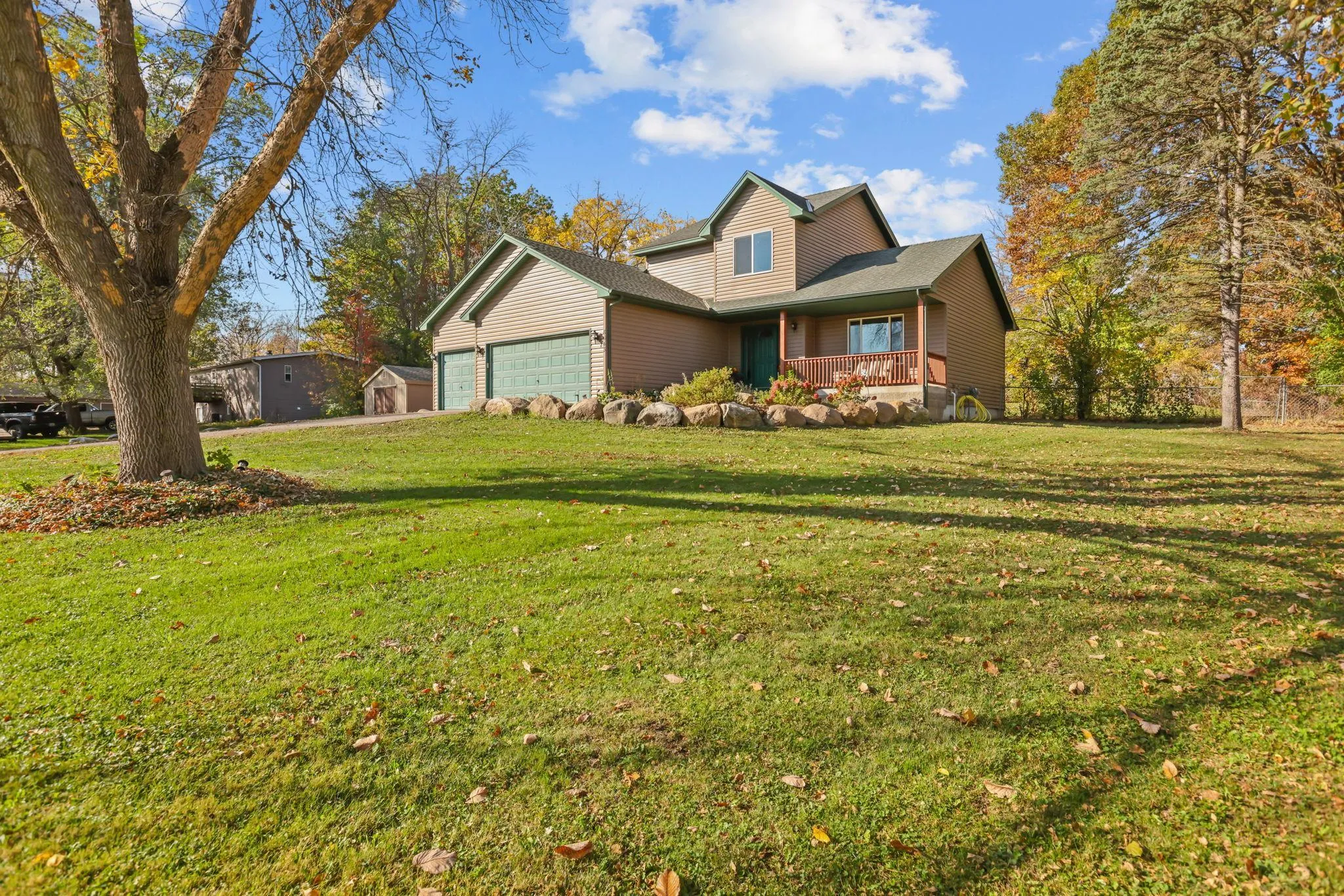 Photo 4 of 8043 Needham Ne Avenue