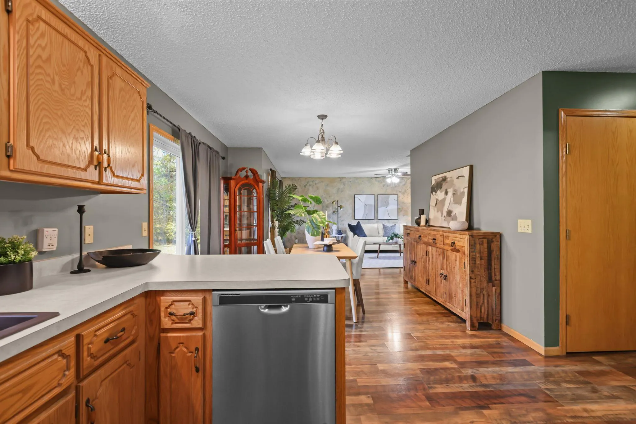 Photo 21 of 8043 Needham Ne Avenue