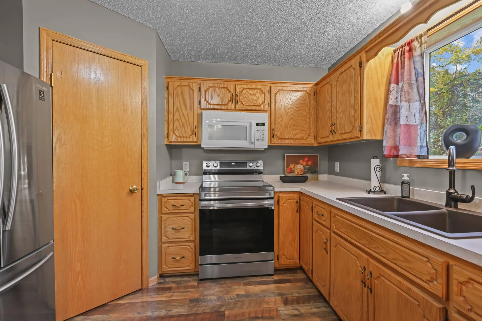 Photo 19 of 8043 Needham Ne Avenue