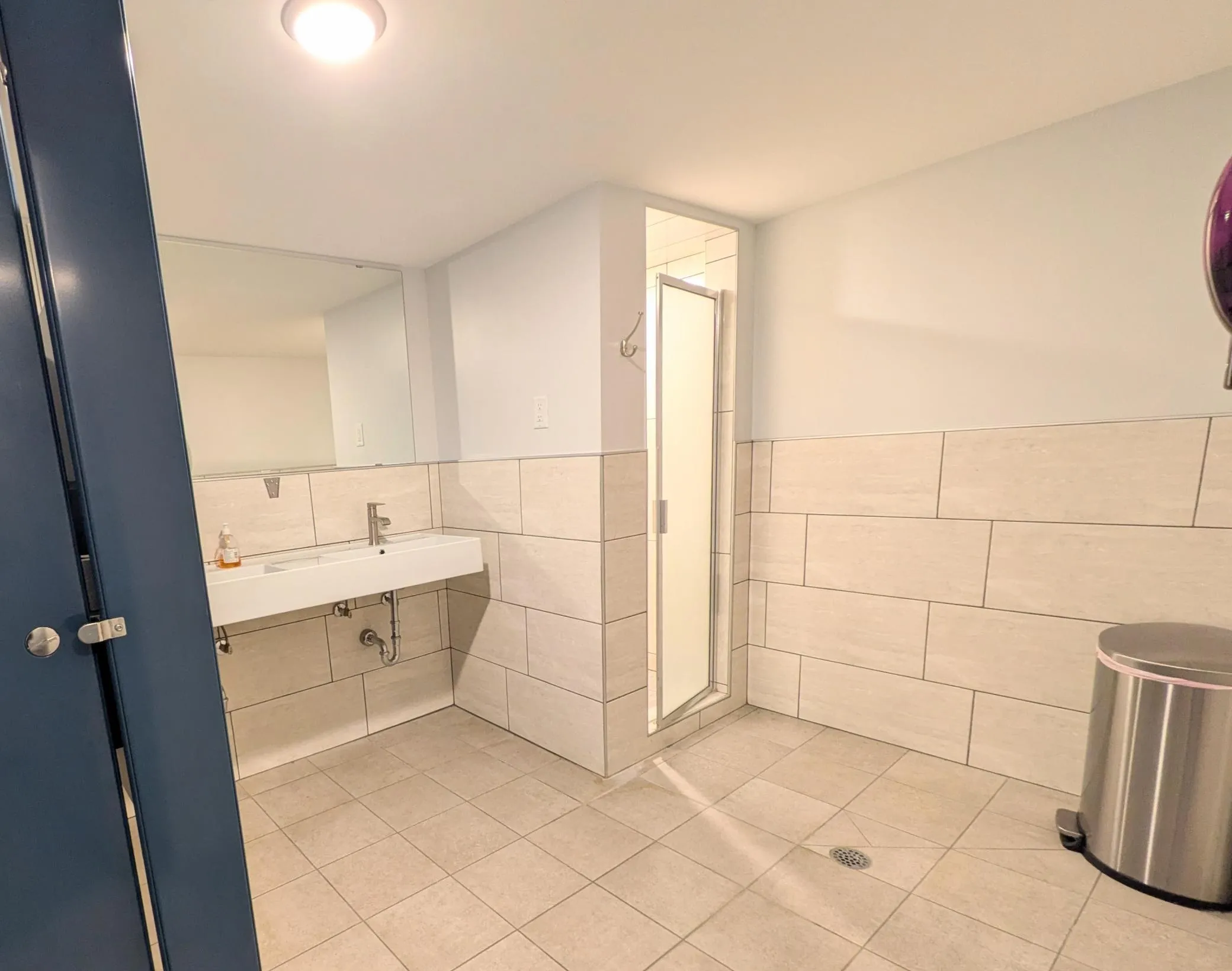 Photo 32 of 4387 Wilshire Boulevard Unit 106