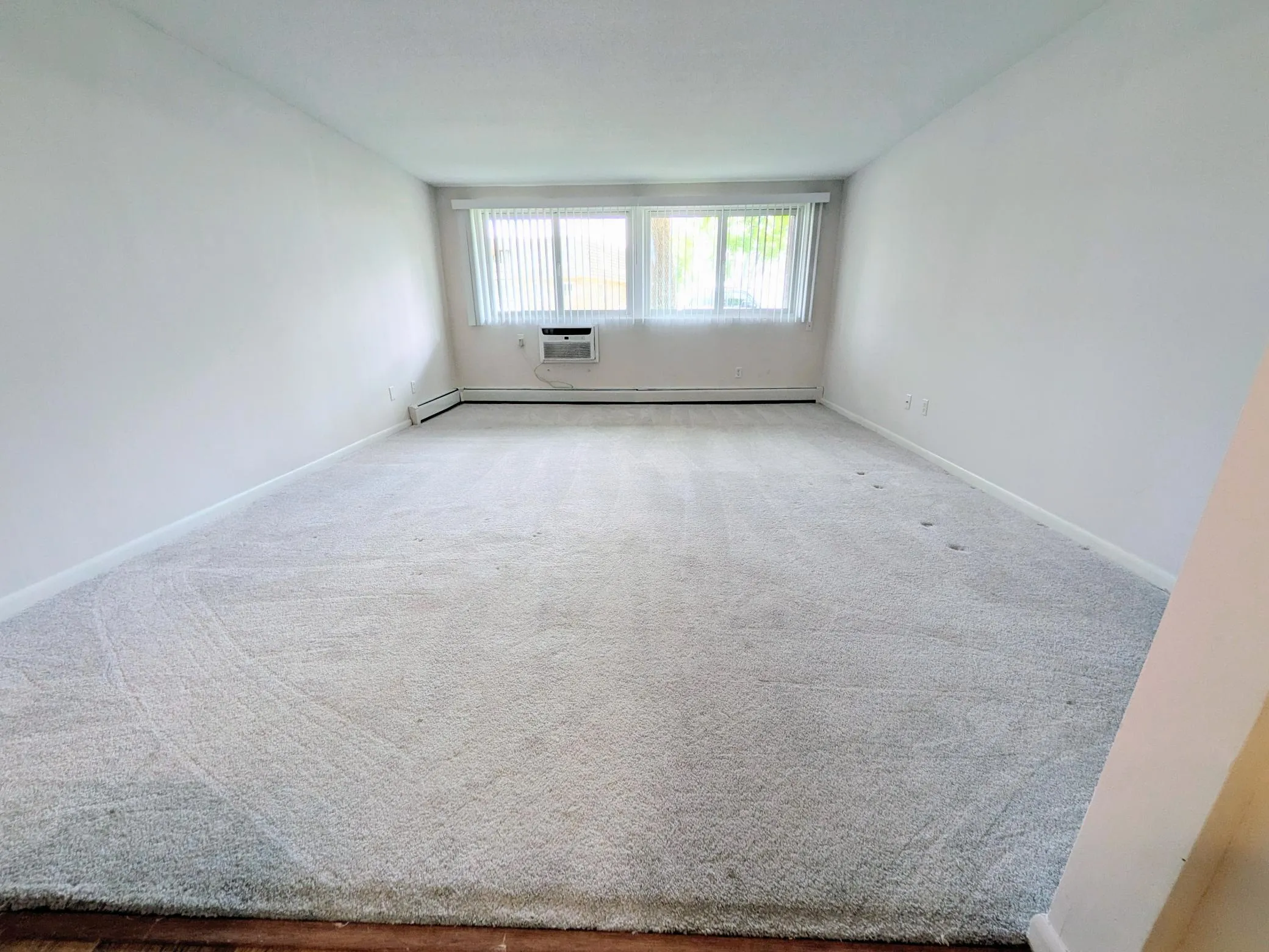 Photo 12 of 4387 Wilshire Boulevard Unit 106