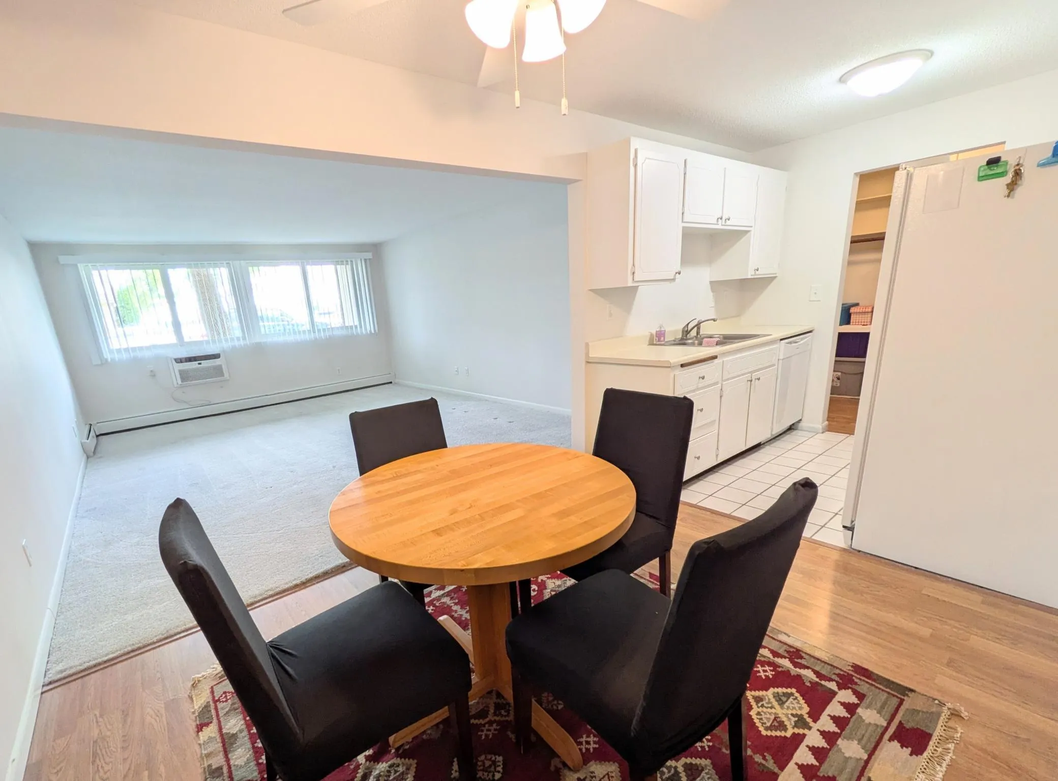 Photo 11 of 4387 Wilshire Boulevard Unit 106