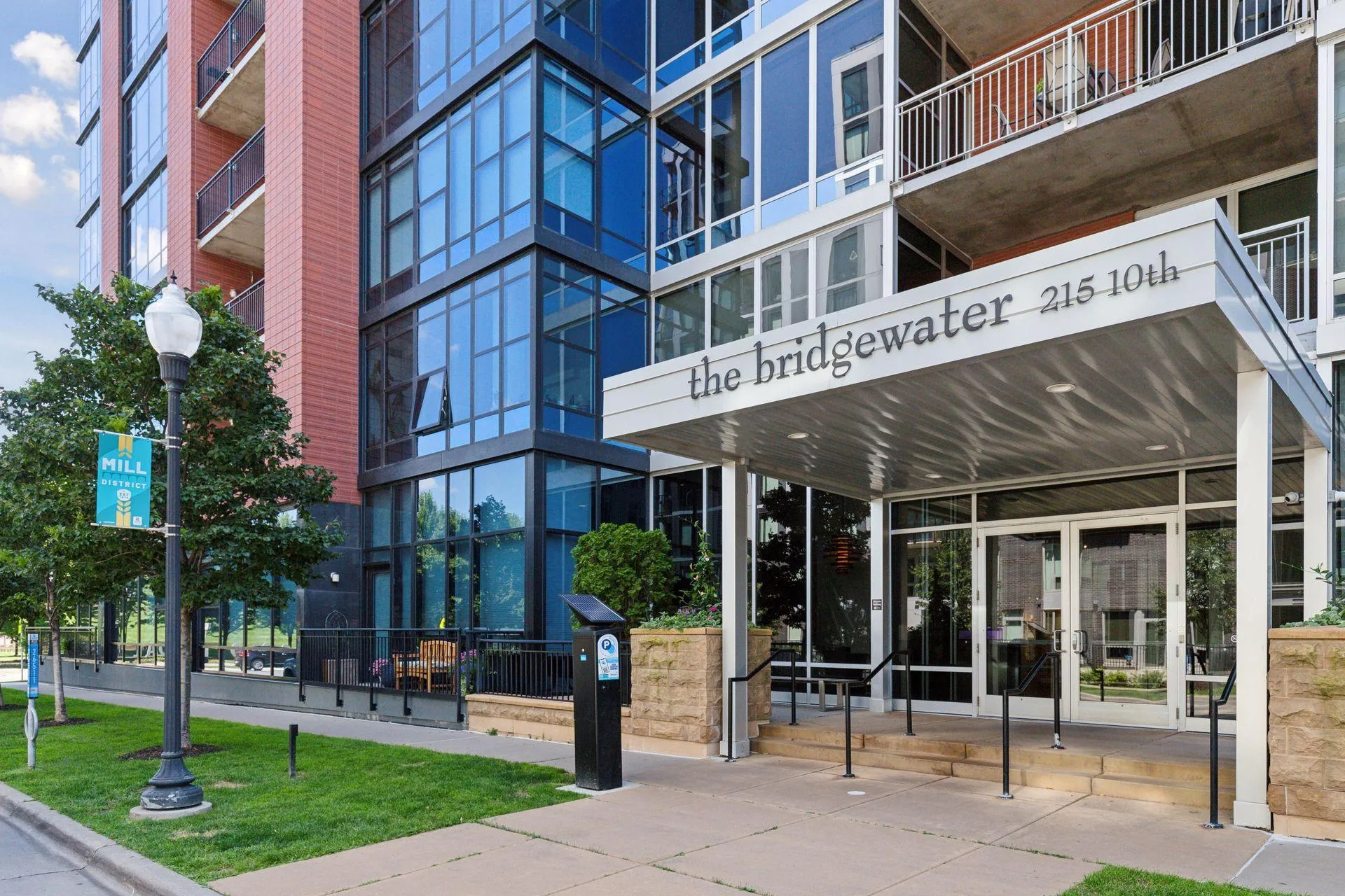 Photo 49 of 215 10th S Avenue Unit 313