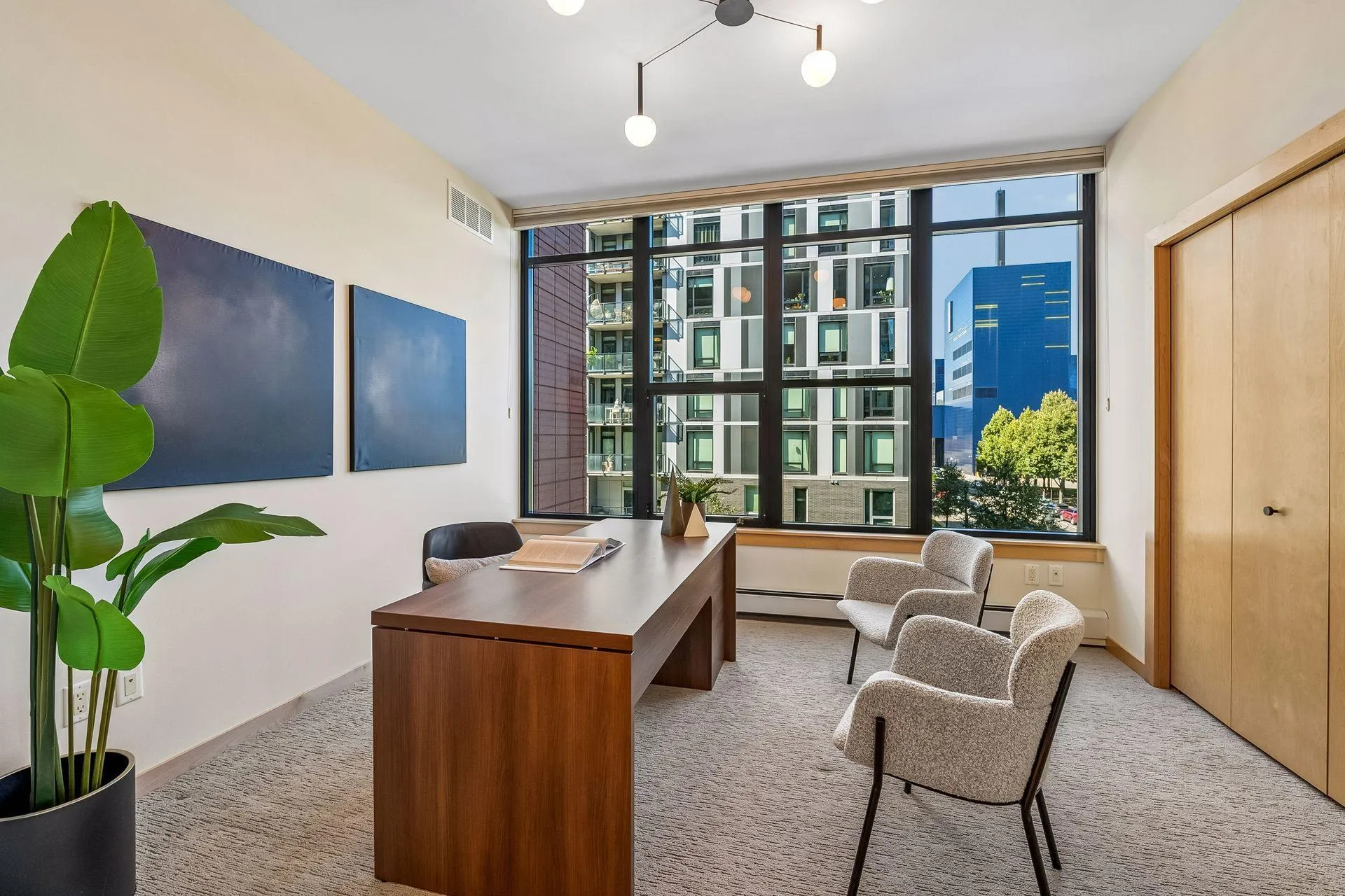 Photo 11 of 215 10th S Avenue Unit 313