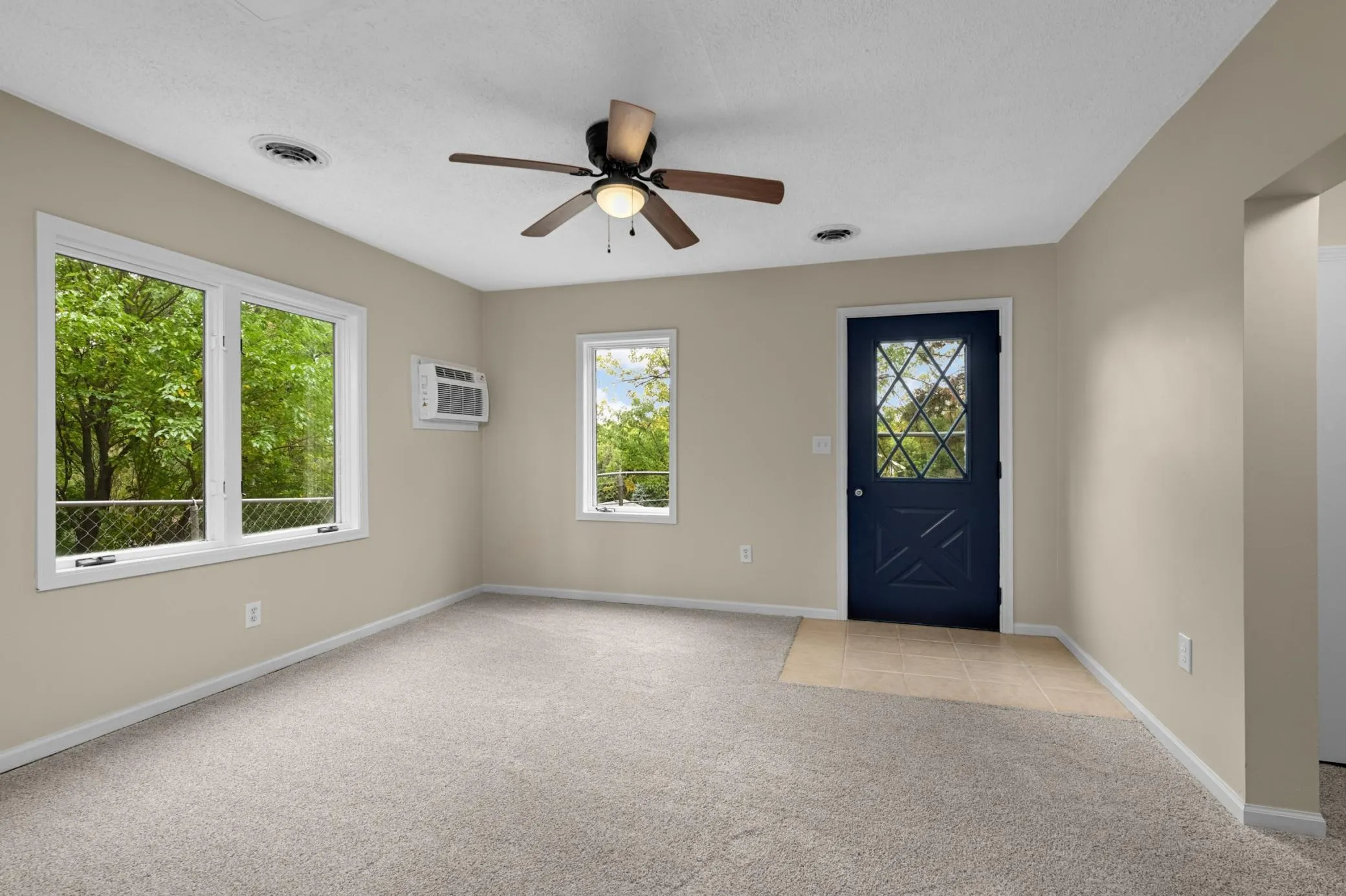 Photo 4 of 5030 Brent Avenue