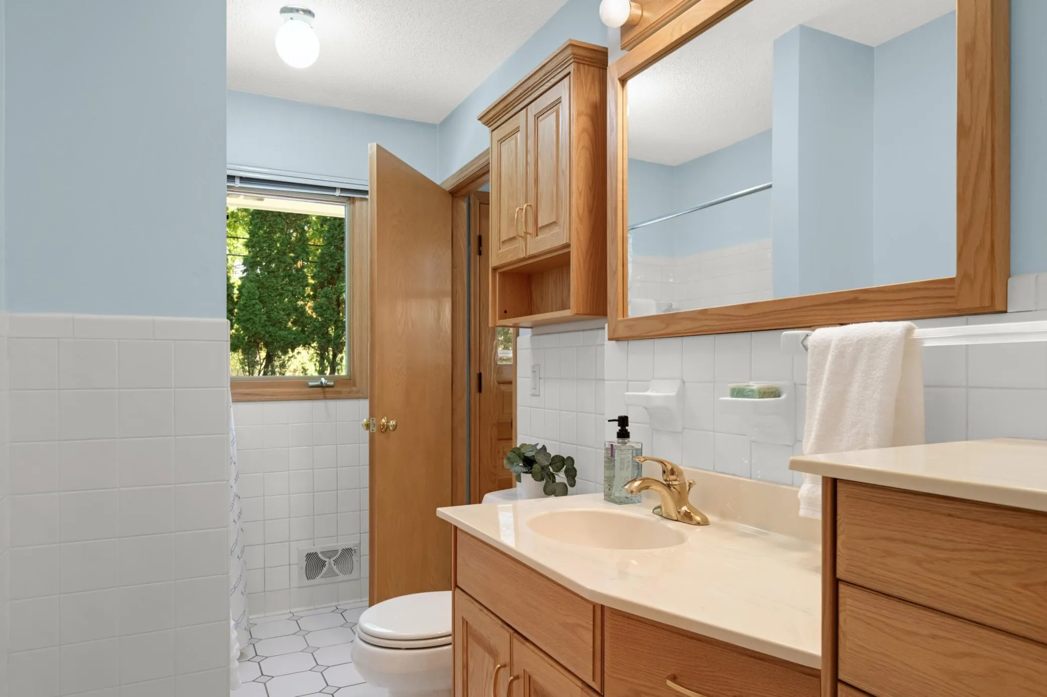 Photo 25 of 300 Kenmar Circle