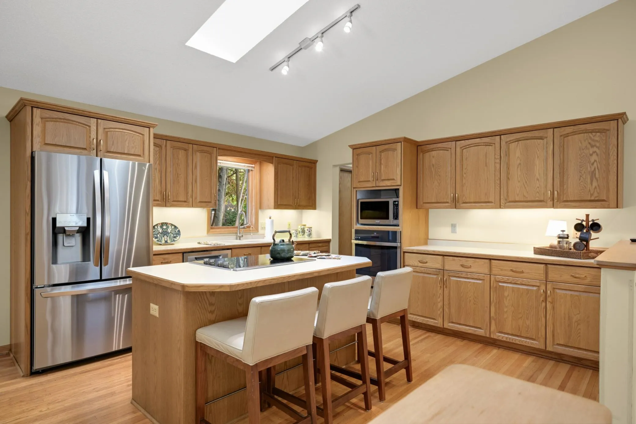 Photo 11 of 300 Kenmar Circle