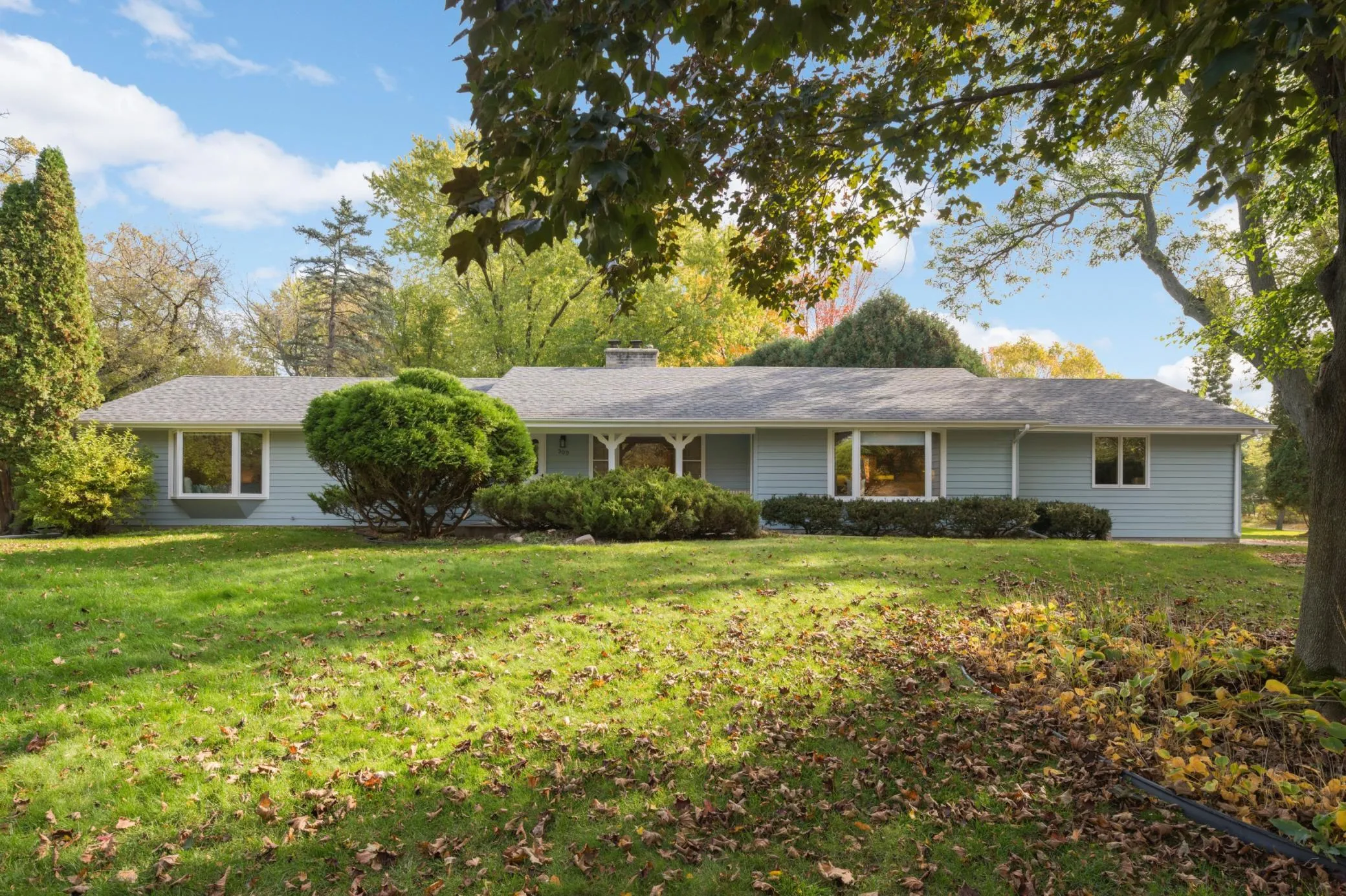 Photo 2 of 300 Kenmar Circle