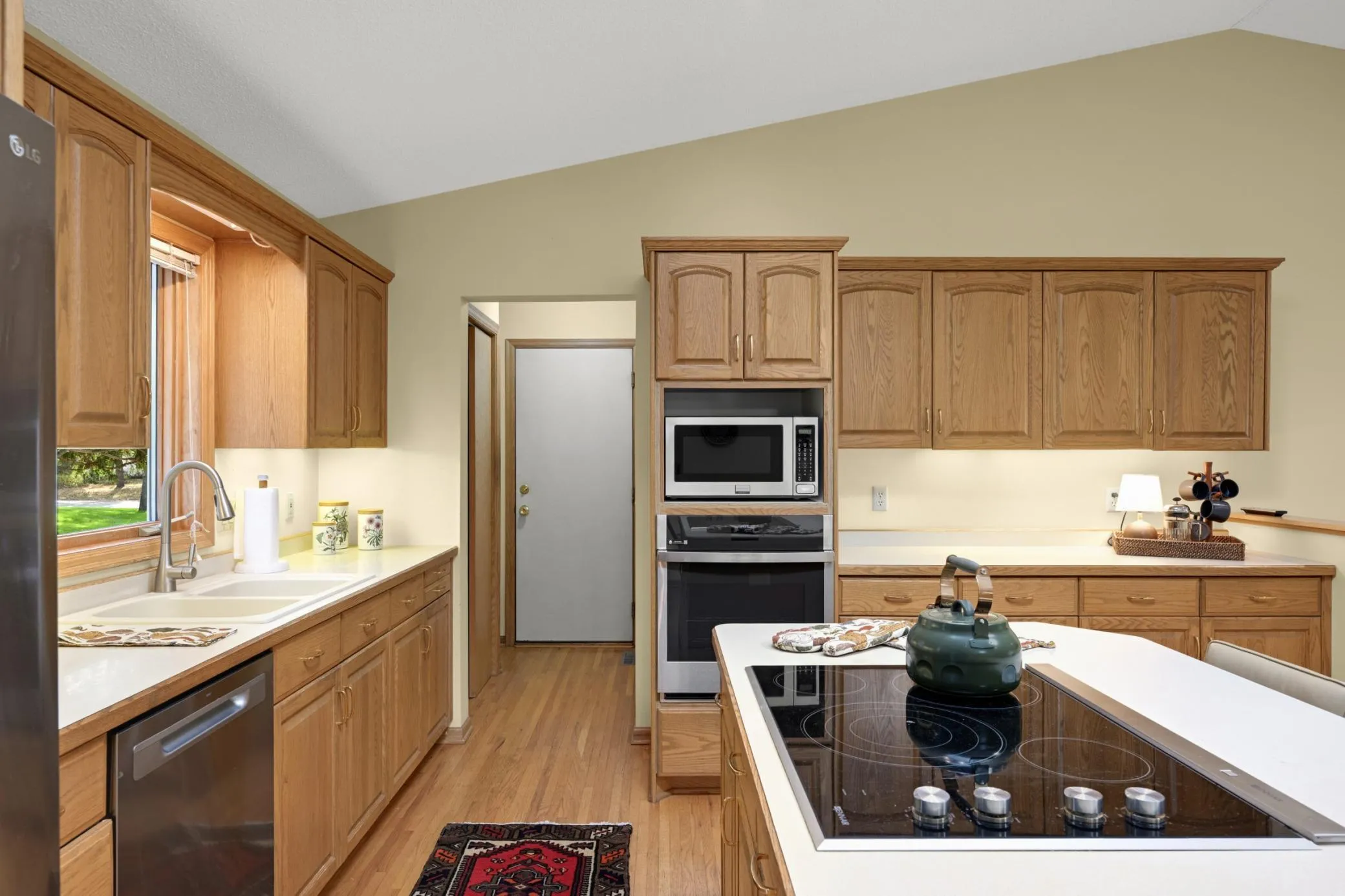 Photo 12 of 300 Kenmar Circle