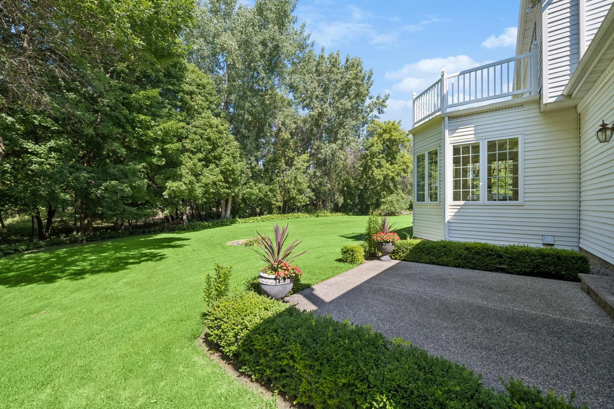 Photo 54 of 1015 W Cove Lane
