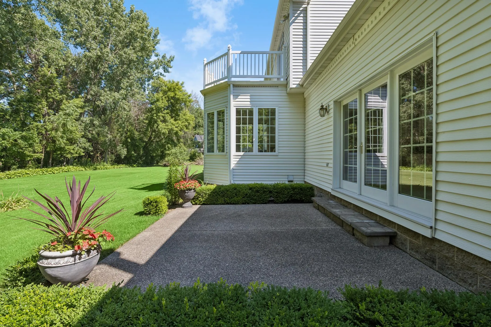 Photo 56 of 1015 W Cove Lane