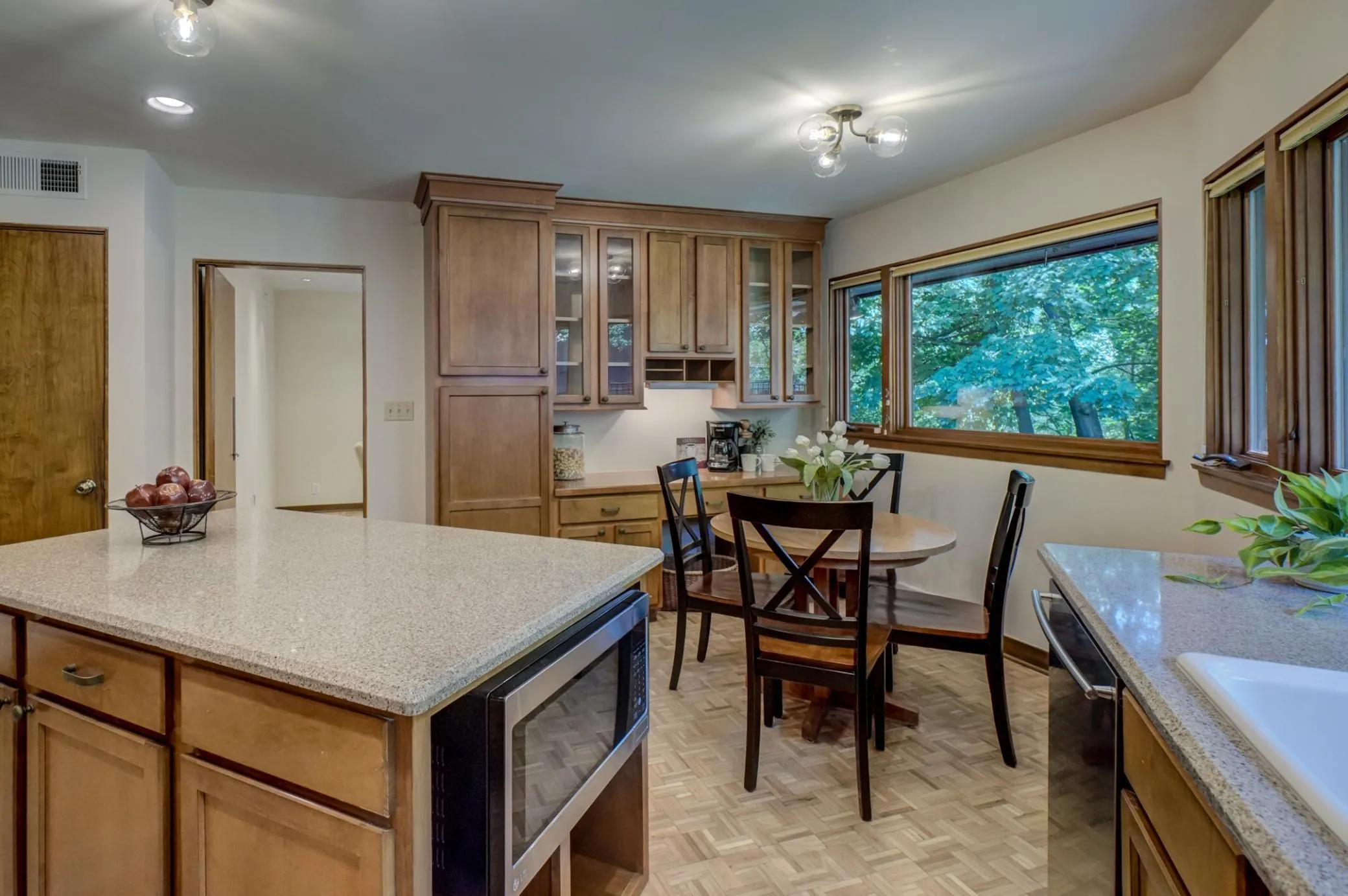 Photo 13 of 690 Linwood Avenue
