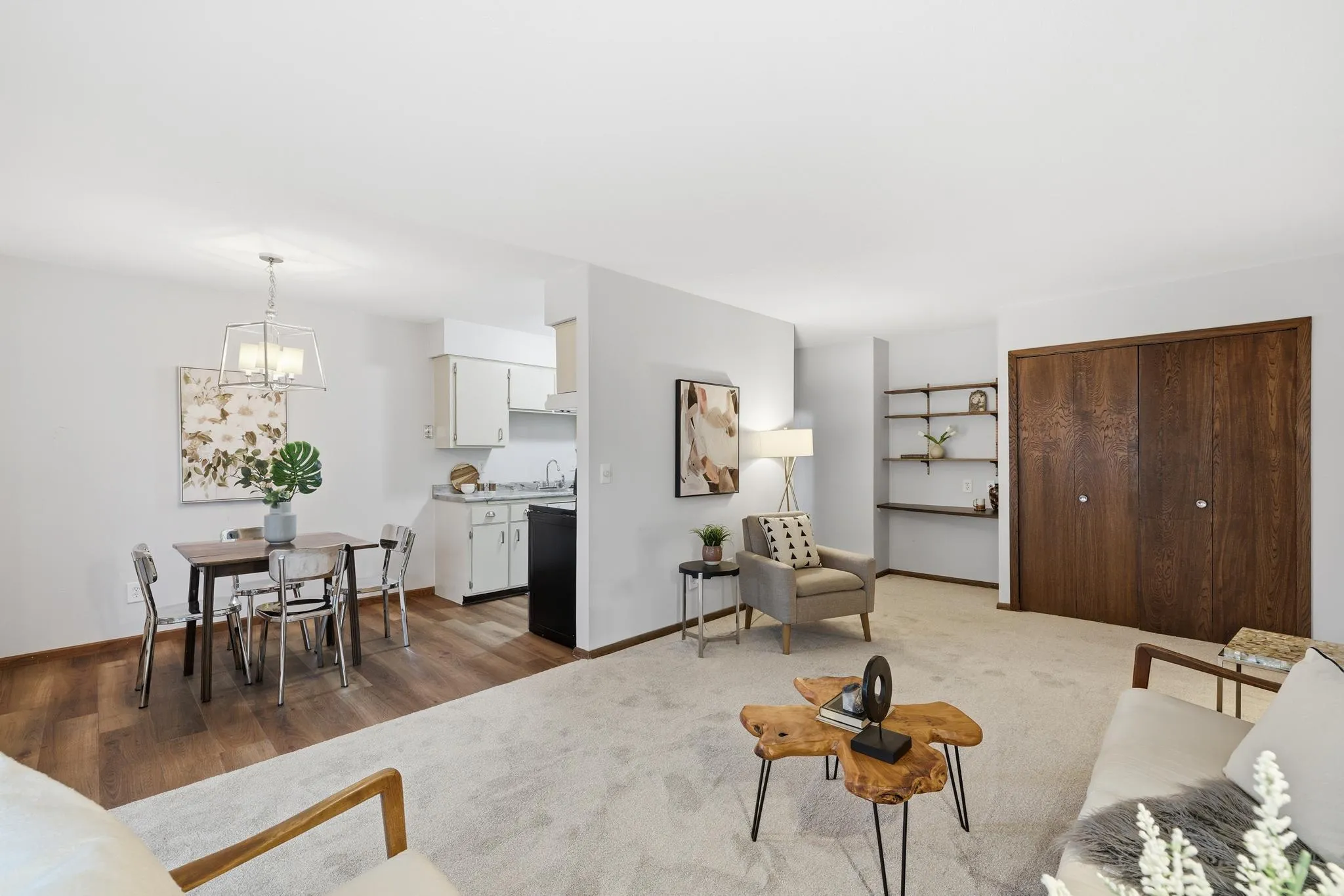 Photo 11 of 709 11th S Avenue Unit 5
