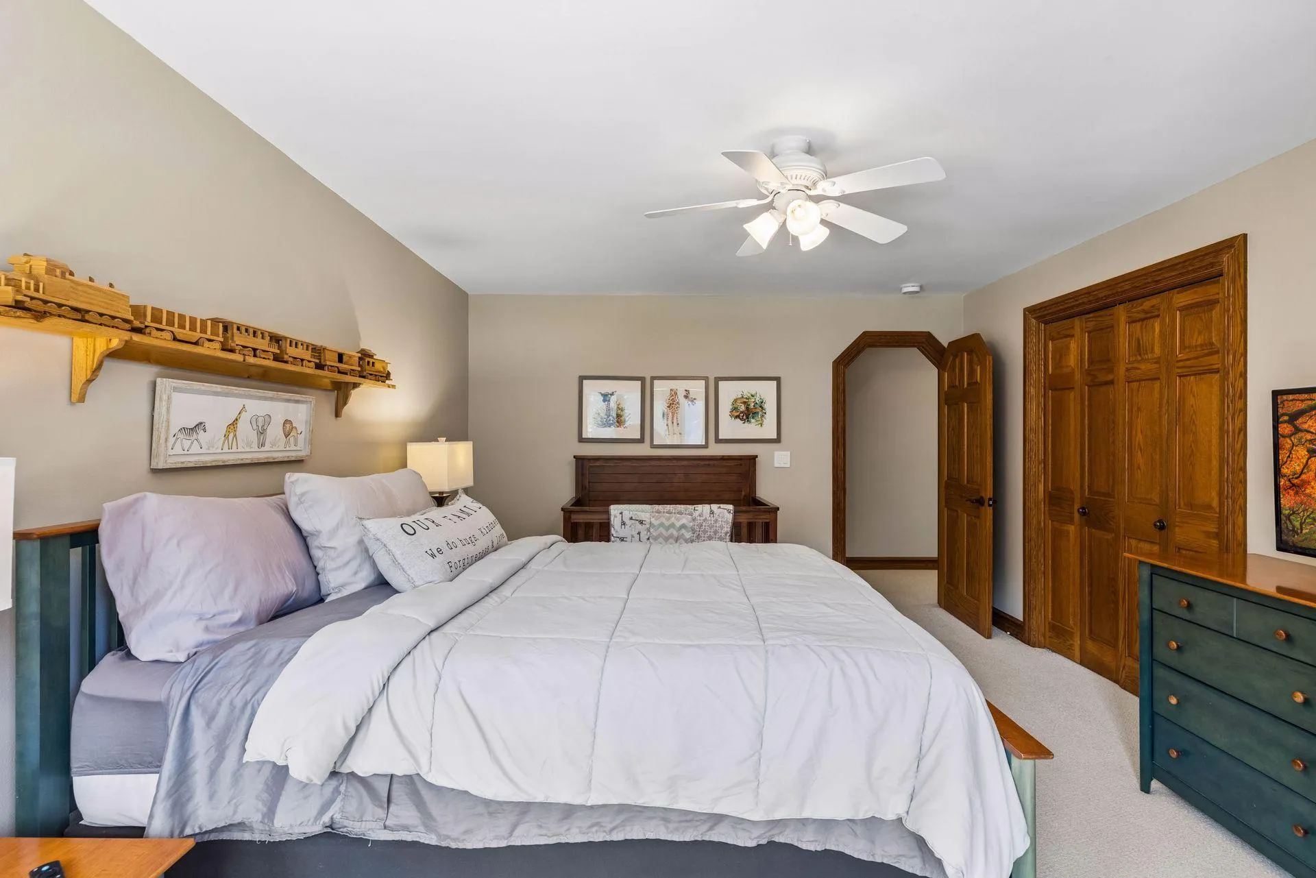 Photo 91 of 1166 Nightingale Boulevard