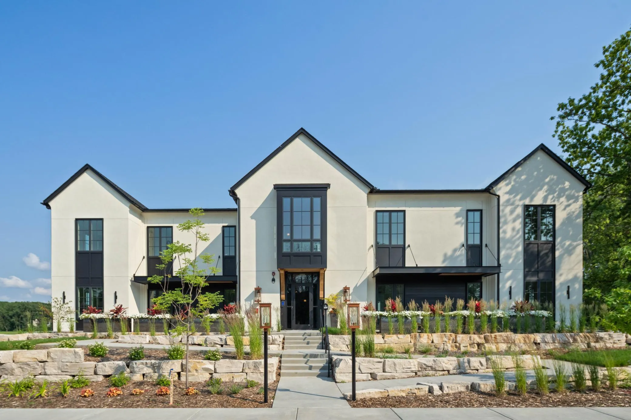 Photo 41 of 2400 Commerce Boulevard Unit 201