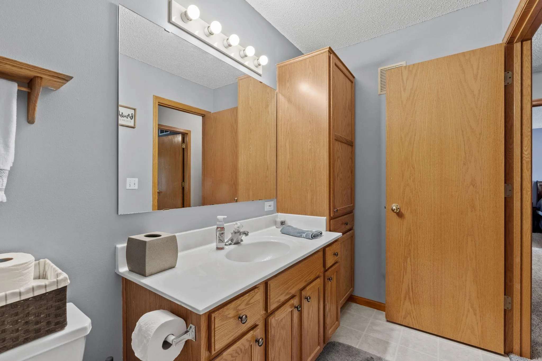Photo 16 of 1585 Chartreux Avenue