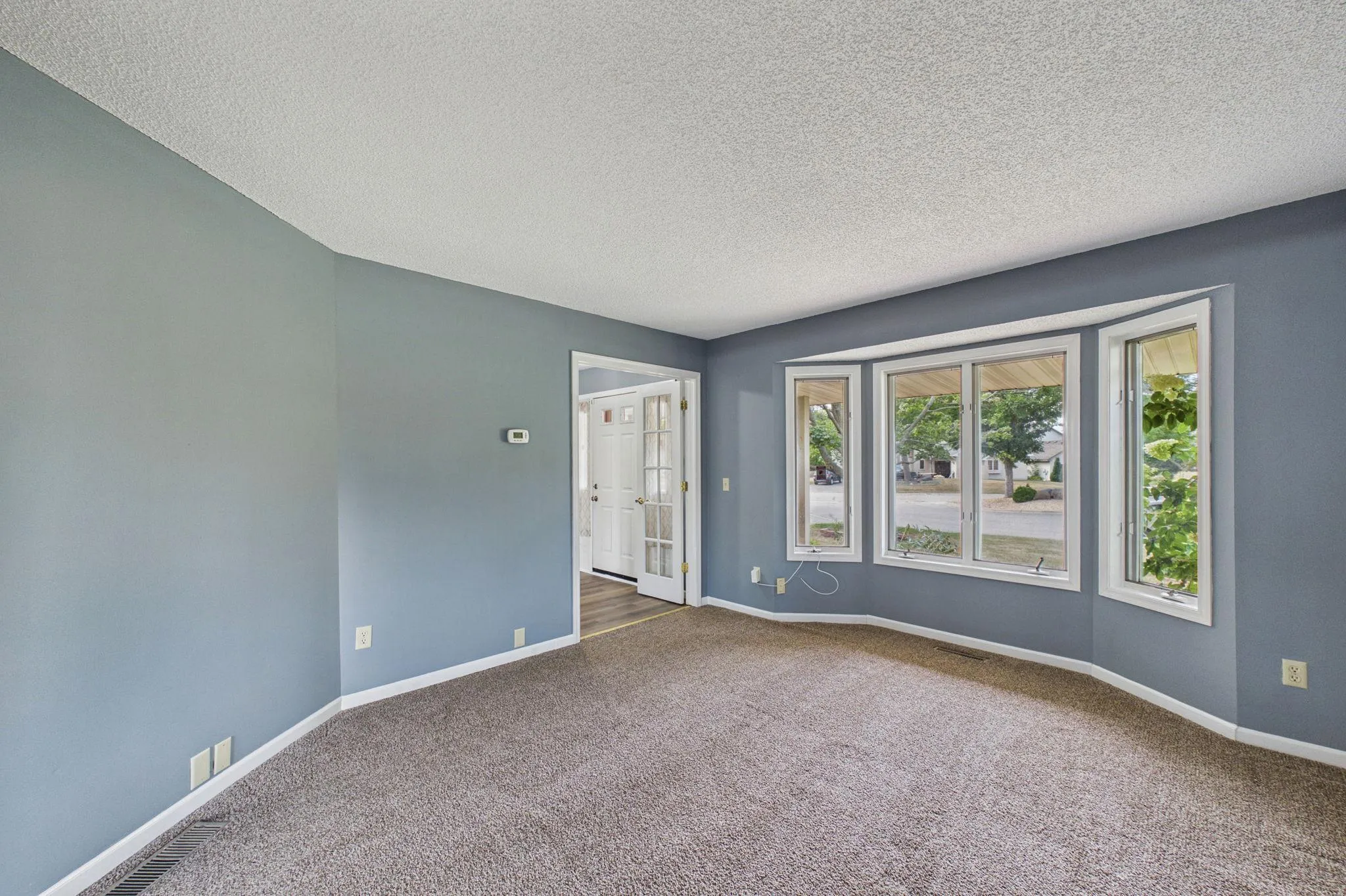 Photo 4 of 9120 Barrington Terrace