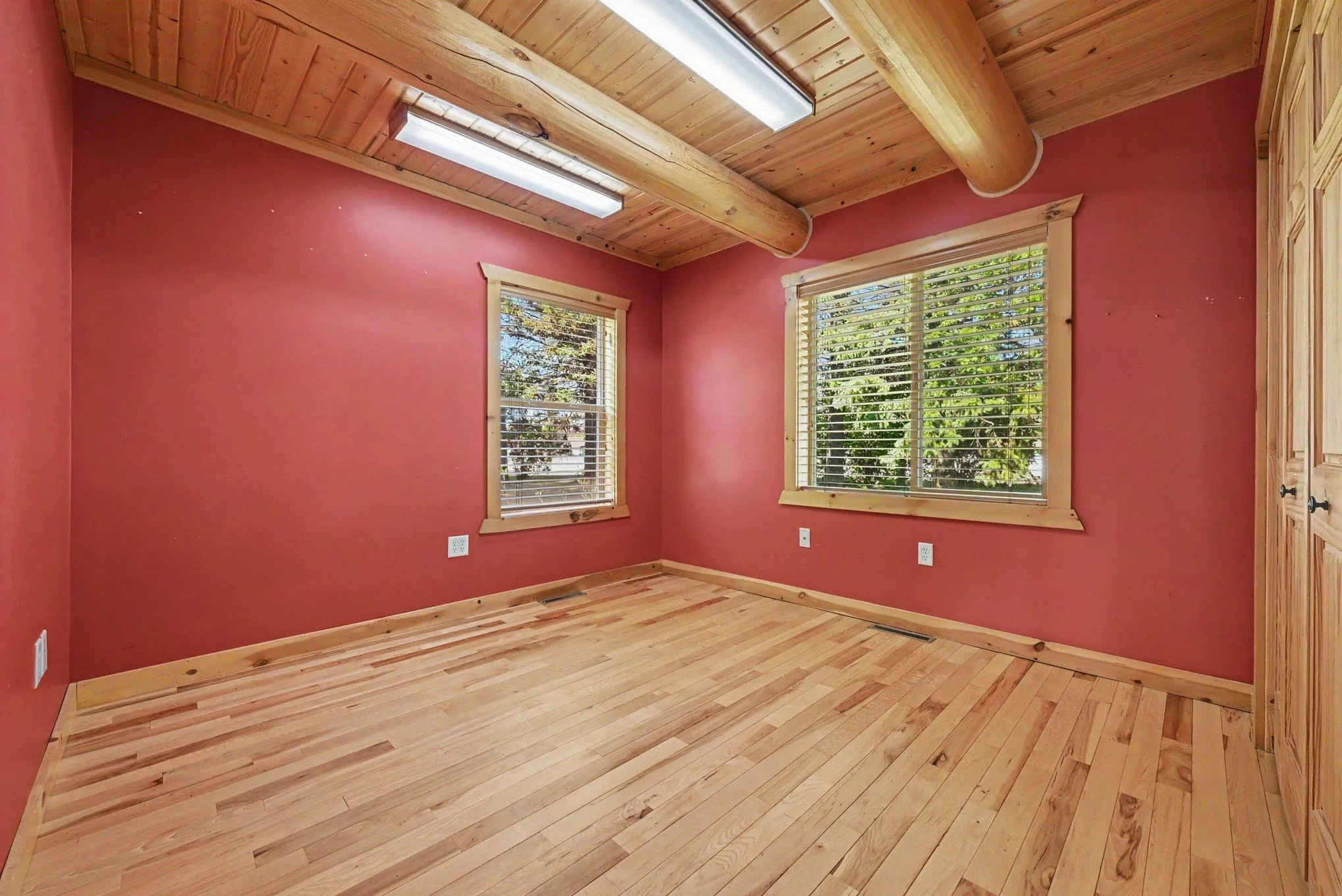 Photo 17 of 1030 Lokhorst Street