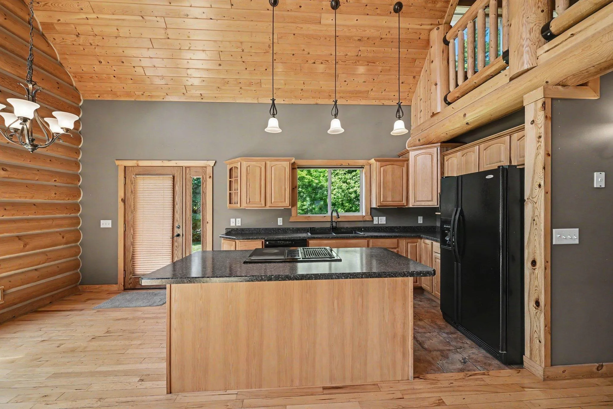 Photo 9 of 1030 Lokhorst Street