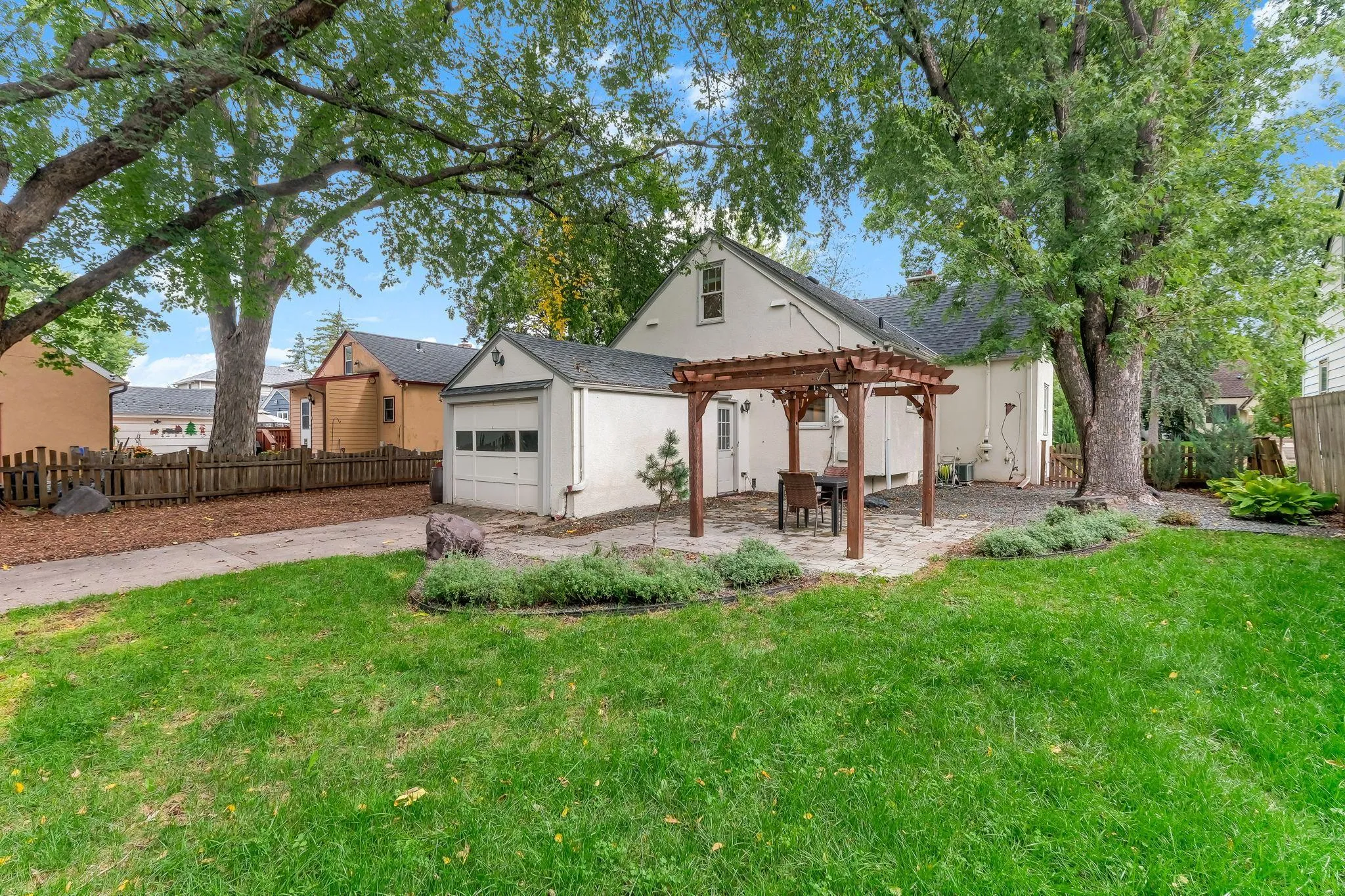 Photo 33 of 5628 Wentworth Avenue