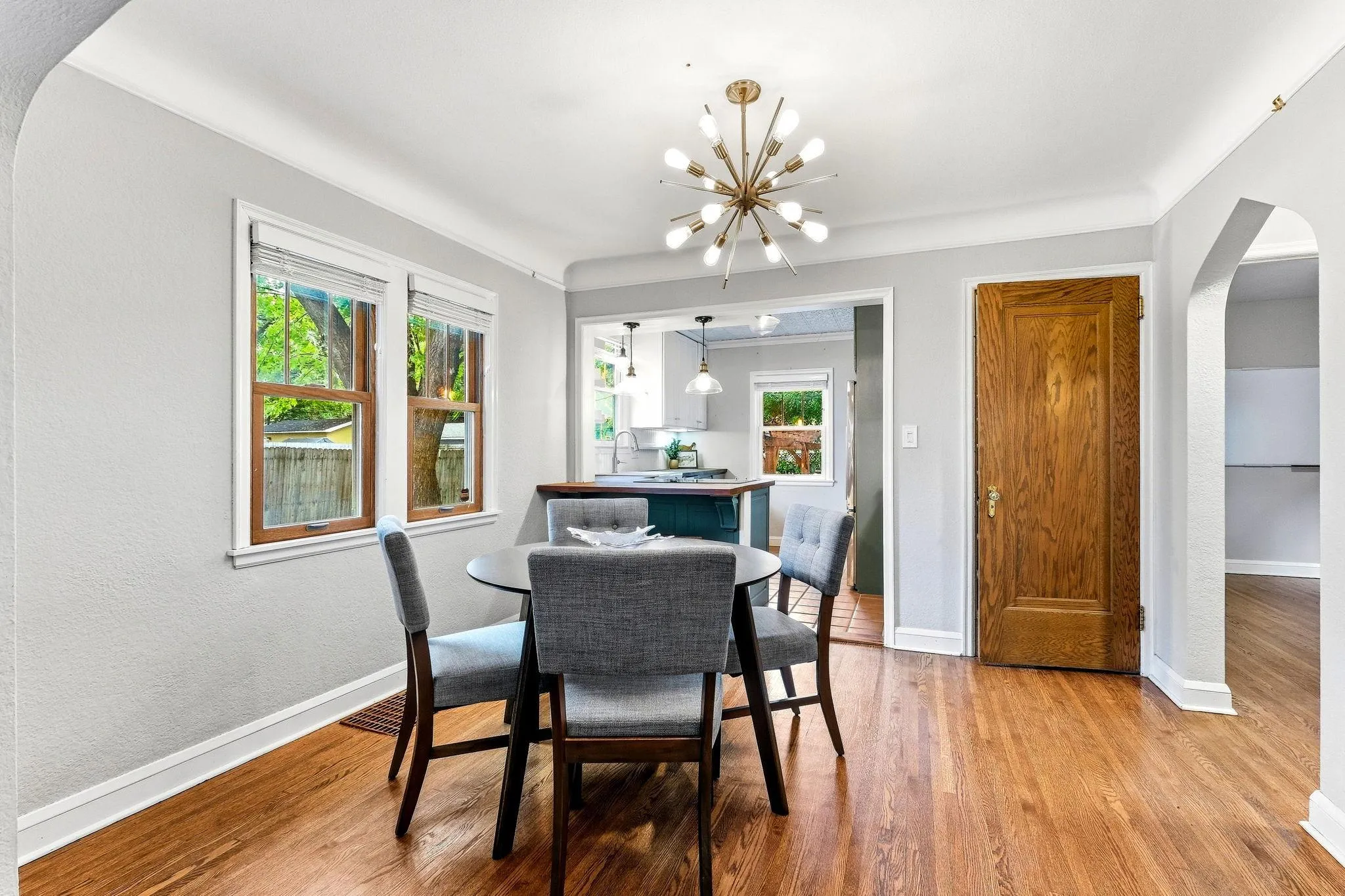 Photo 6 of 5628 Wentworth Avenue