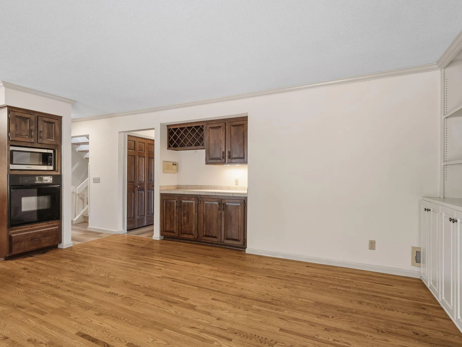 Photo 9 of 7735 Tanglewood Court