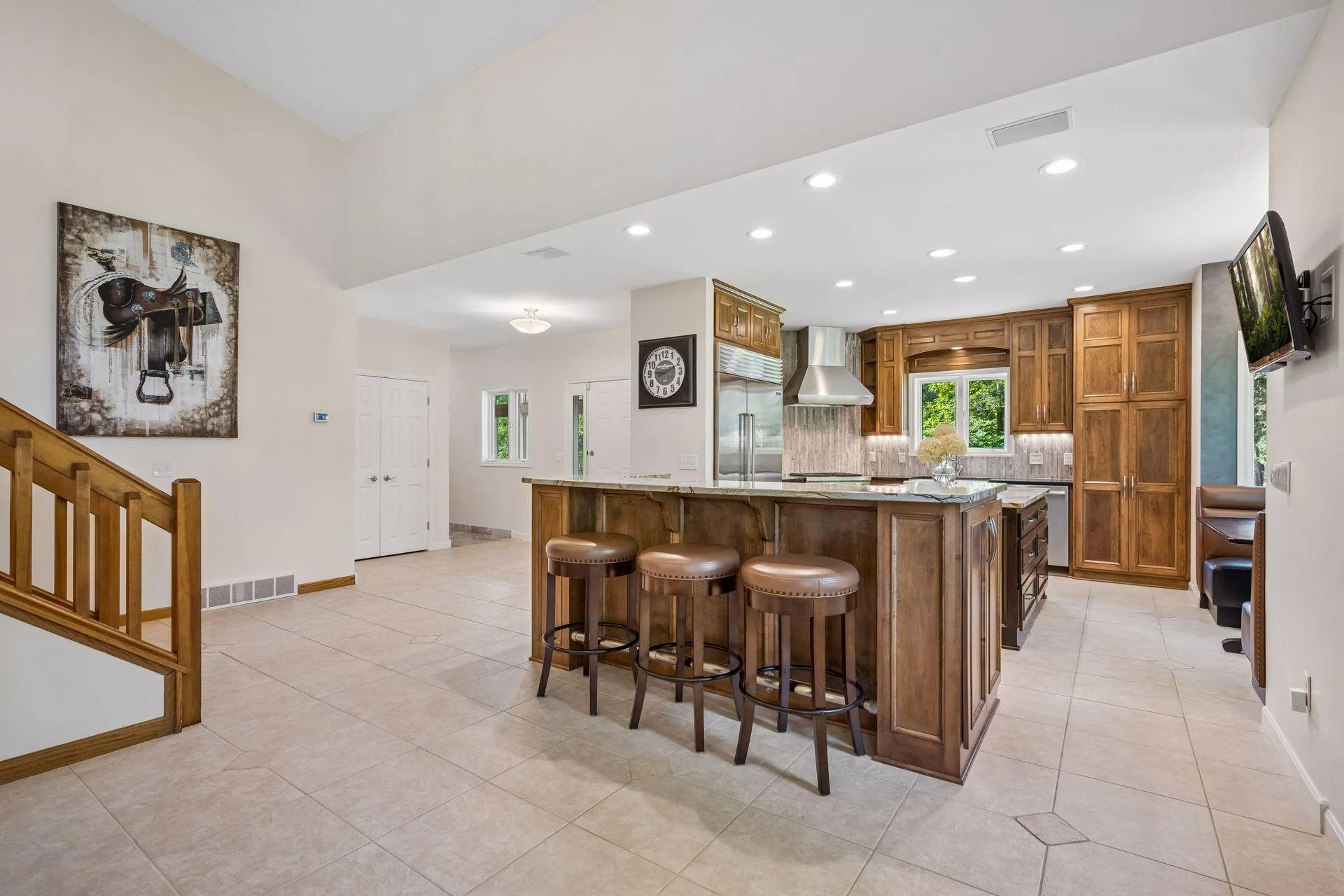 Photo 11 of 23120 Garrison Road