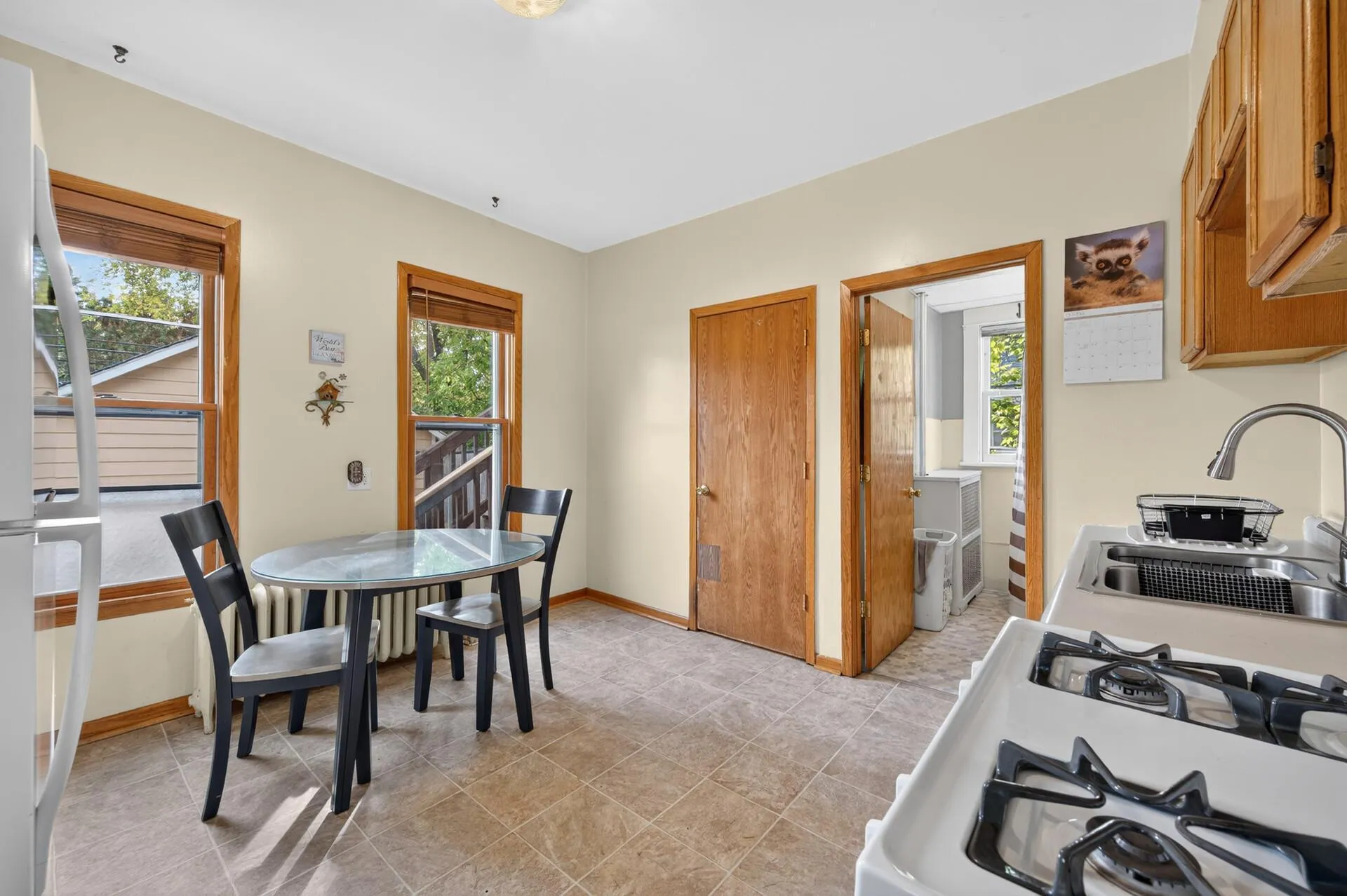 Photo 9 of 864 Case Avenue