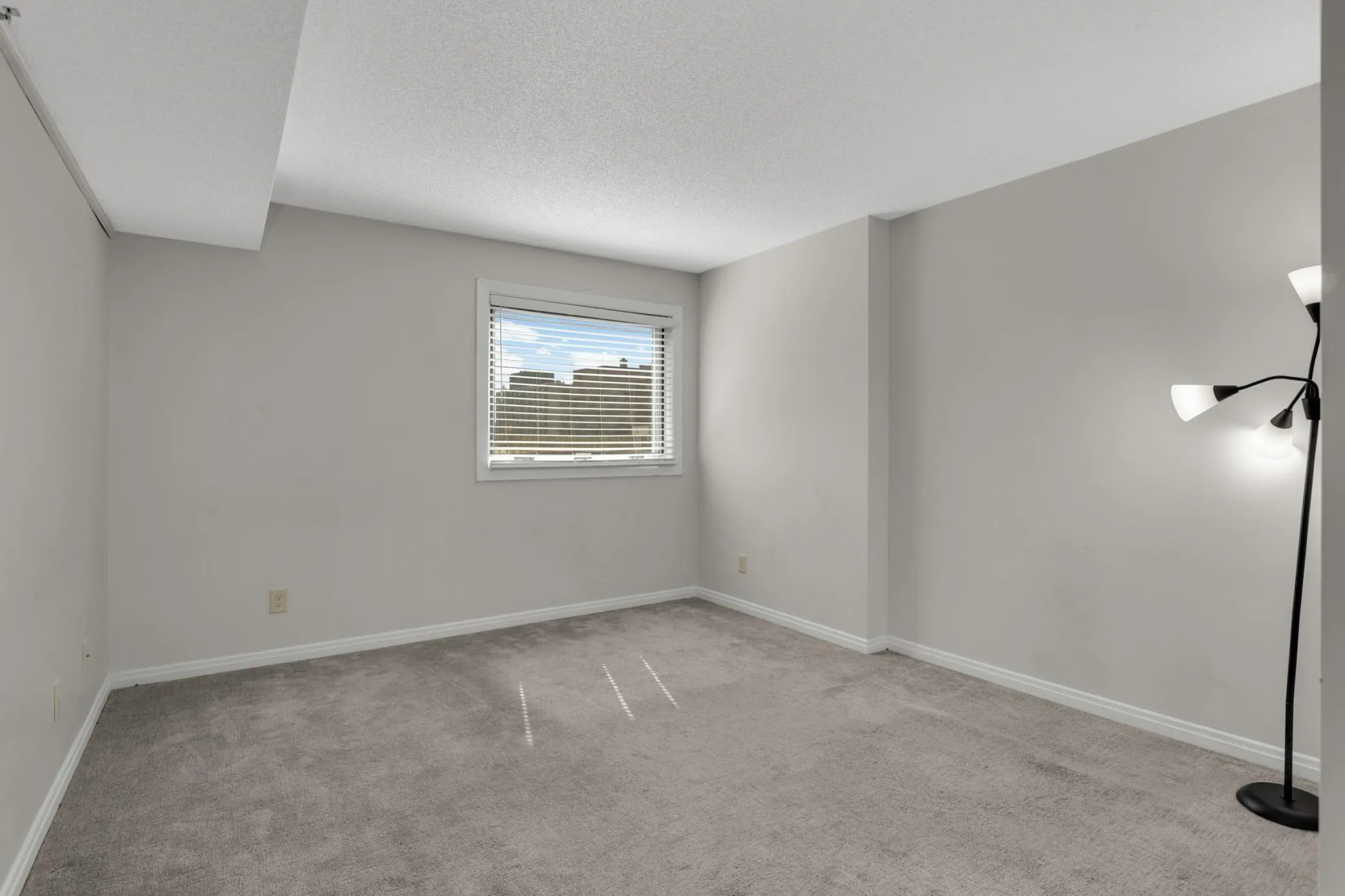 Photo 16 of 66 9th E Street Unit 1305