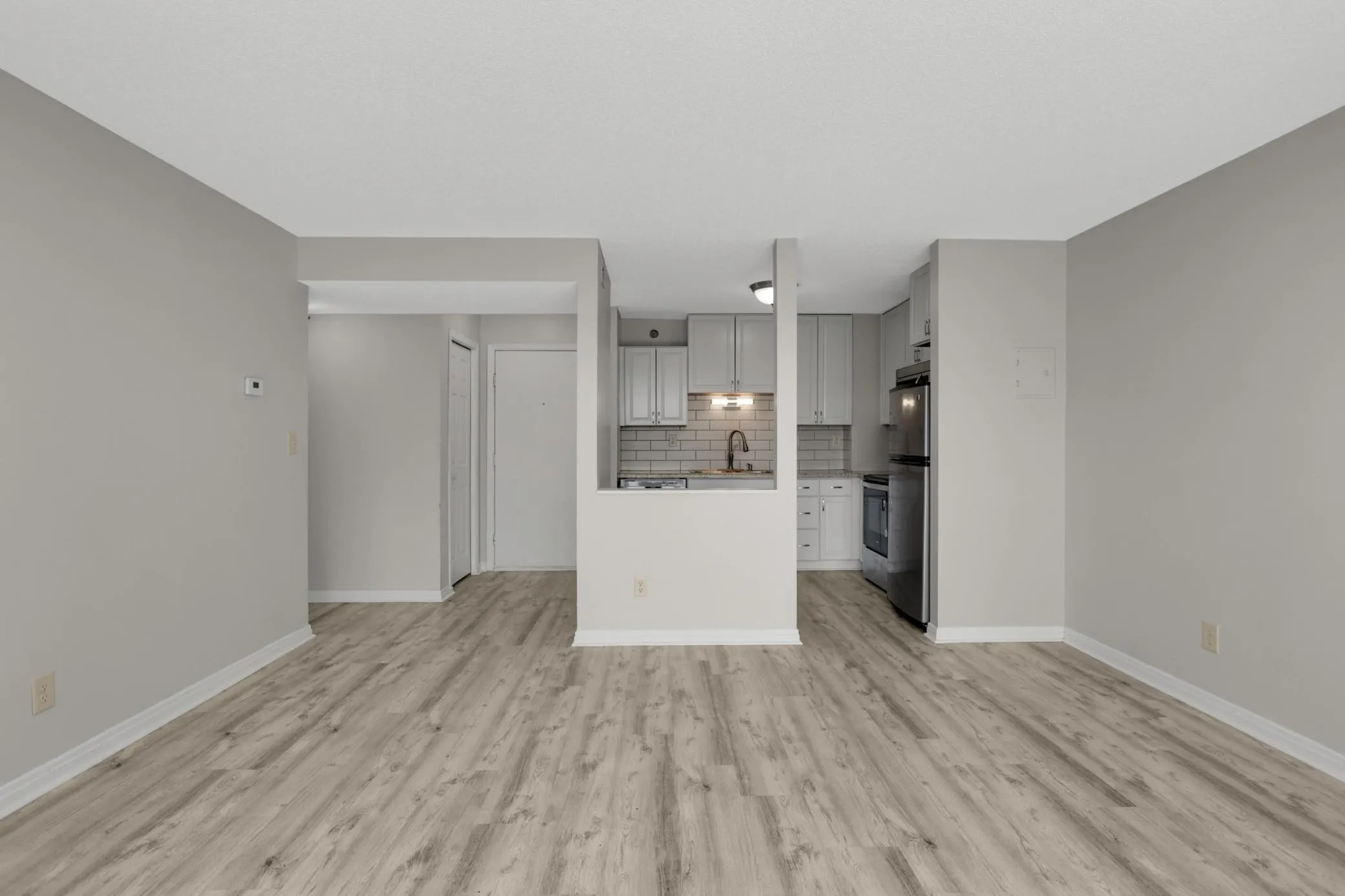 Photo 10 of 66 9th E Street Unit 1305