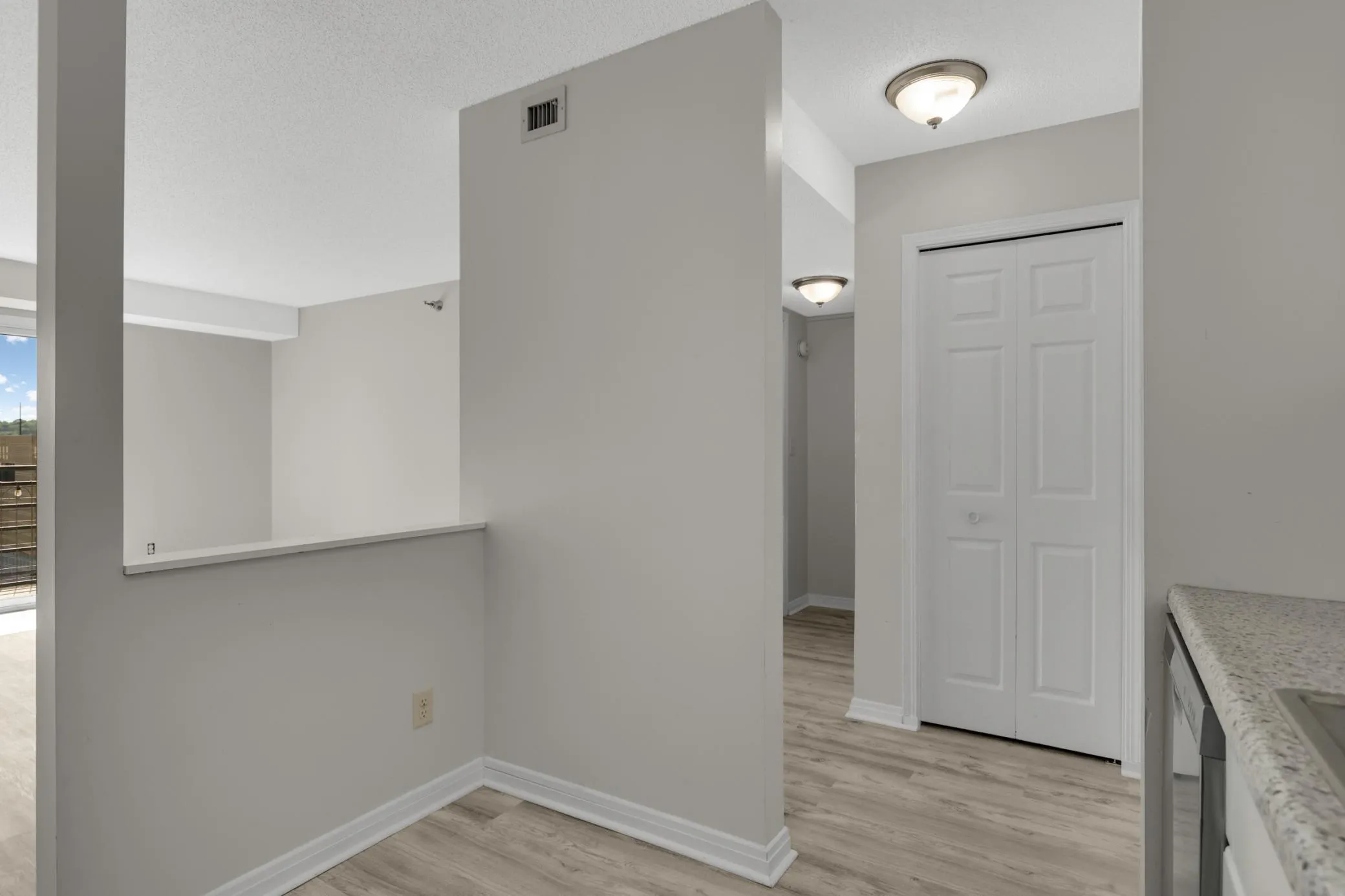 Photo 15 of 66 9th E Street Unit 1305