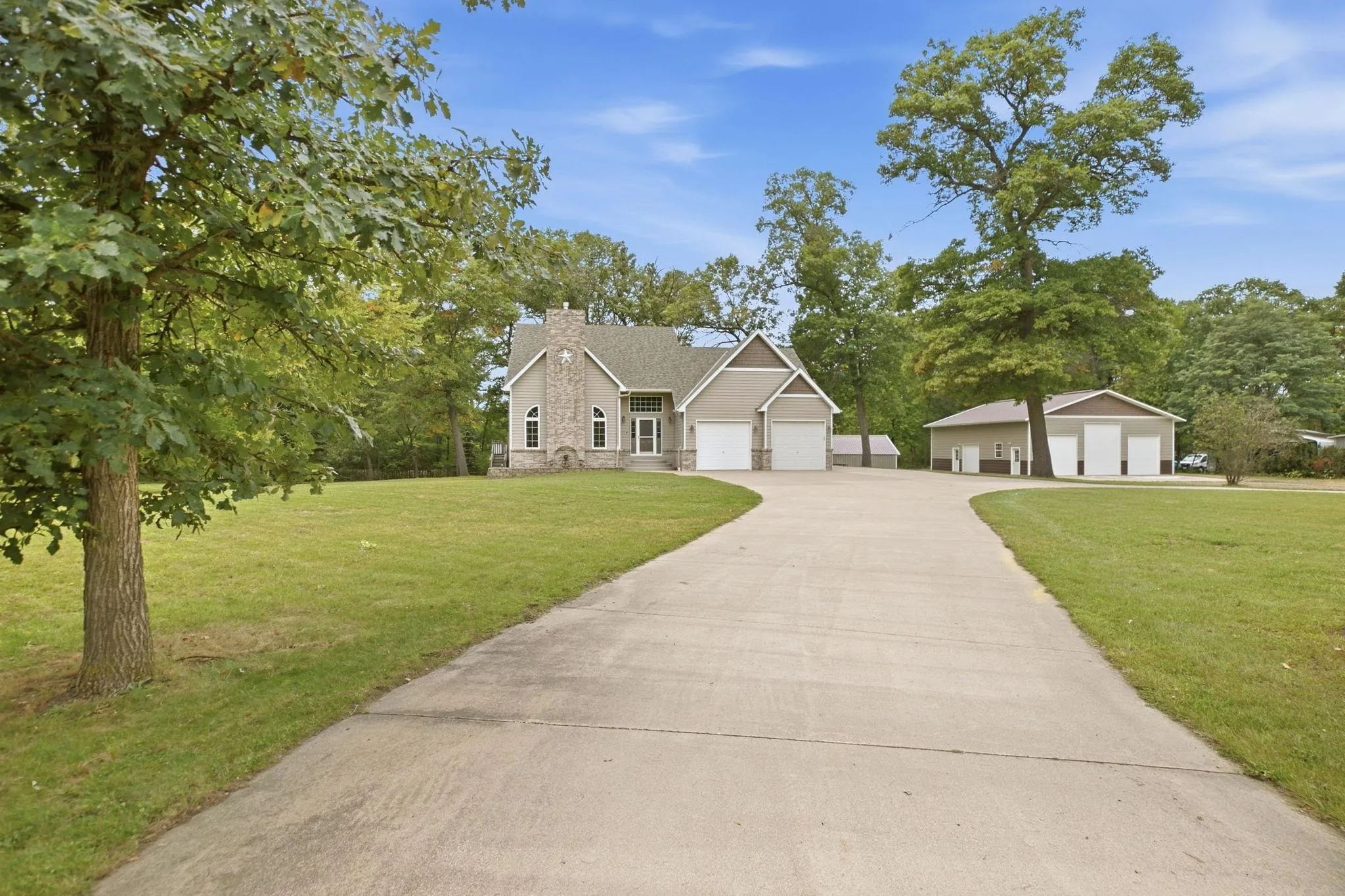 Photo 4 of 8750 E Beatrice Drive