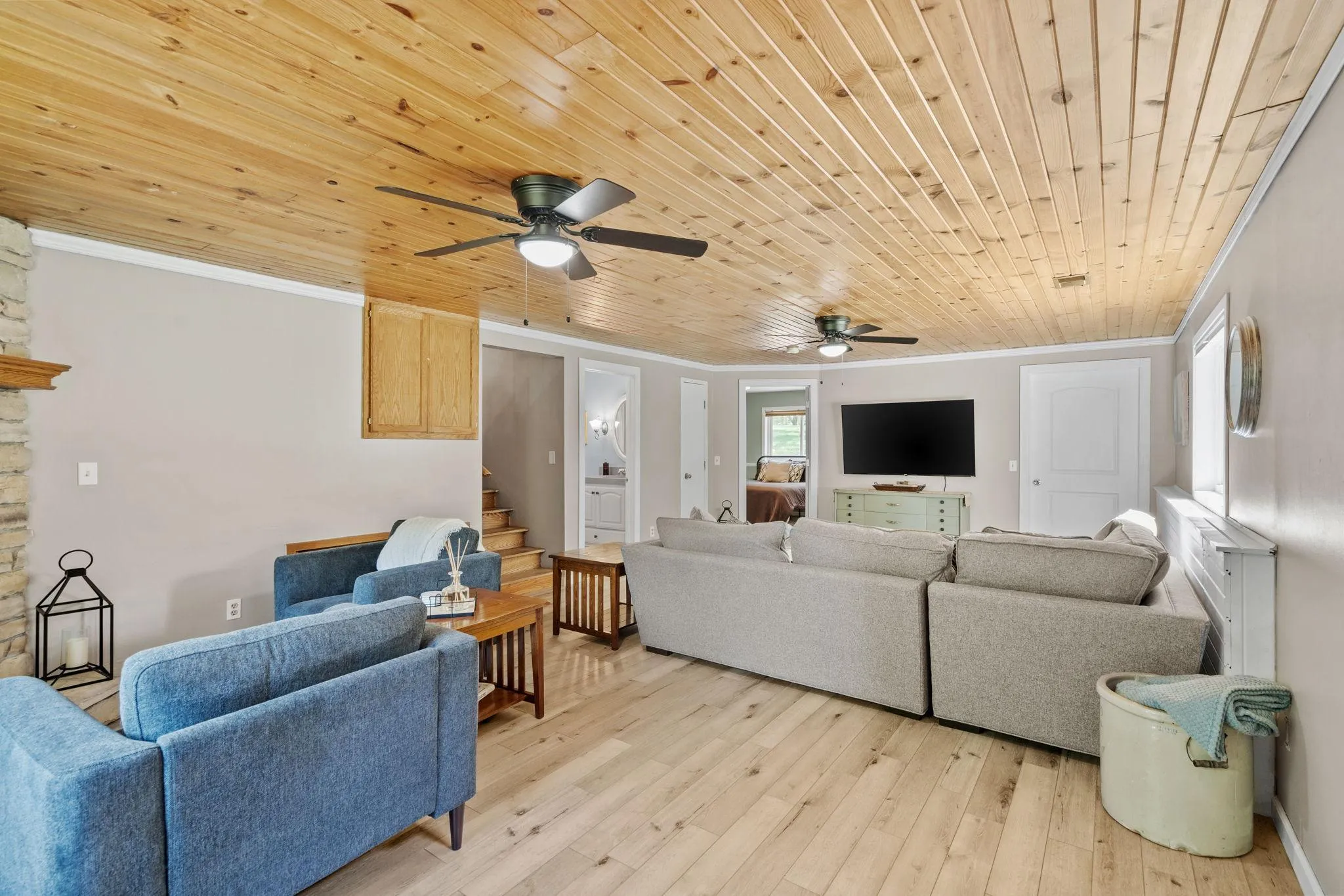 Photo 42 of 40744 Fenian Way