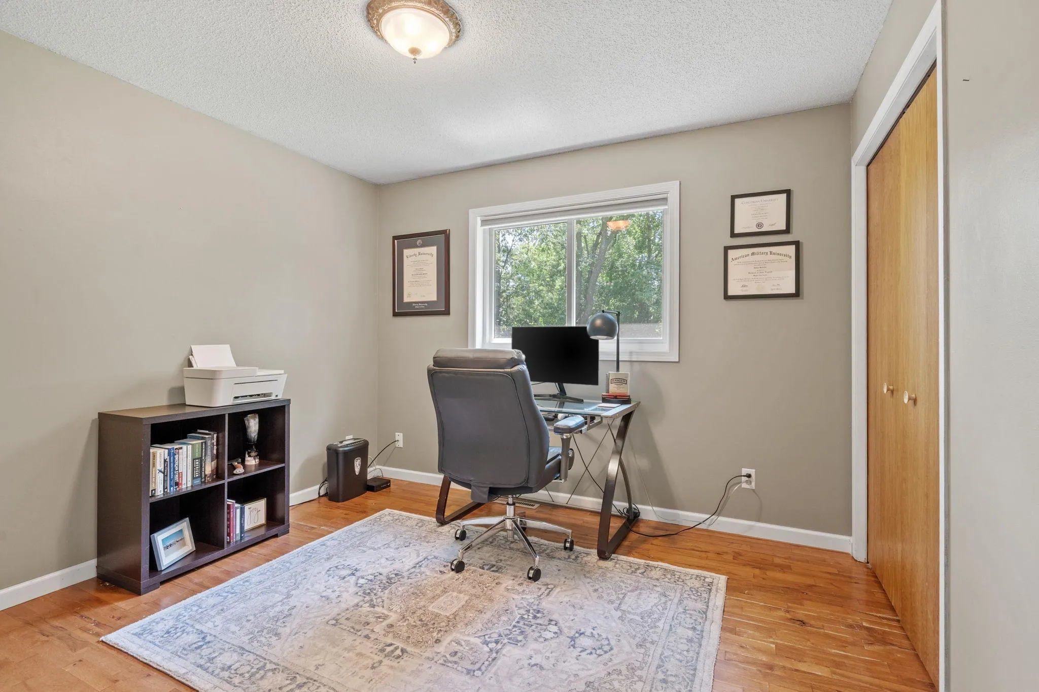Photo 33 of 40744 Fenian Way