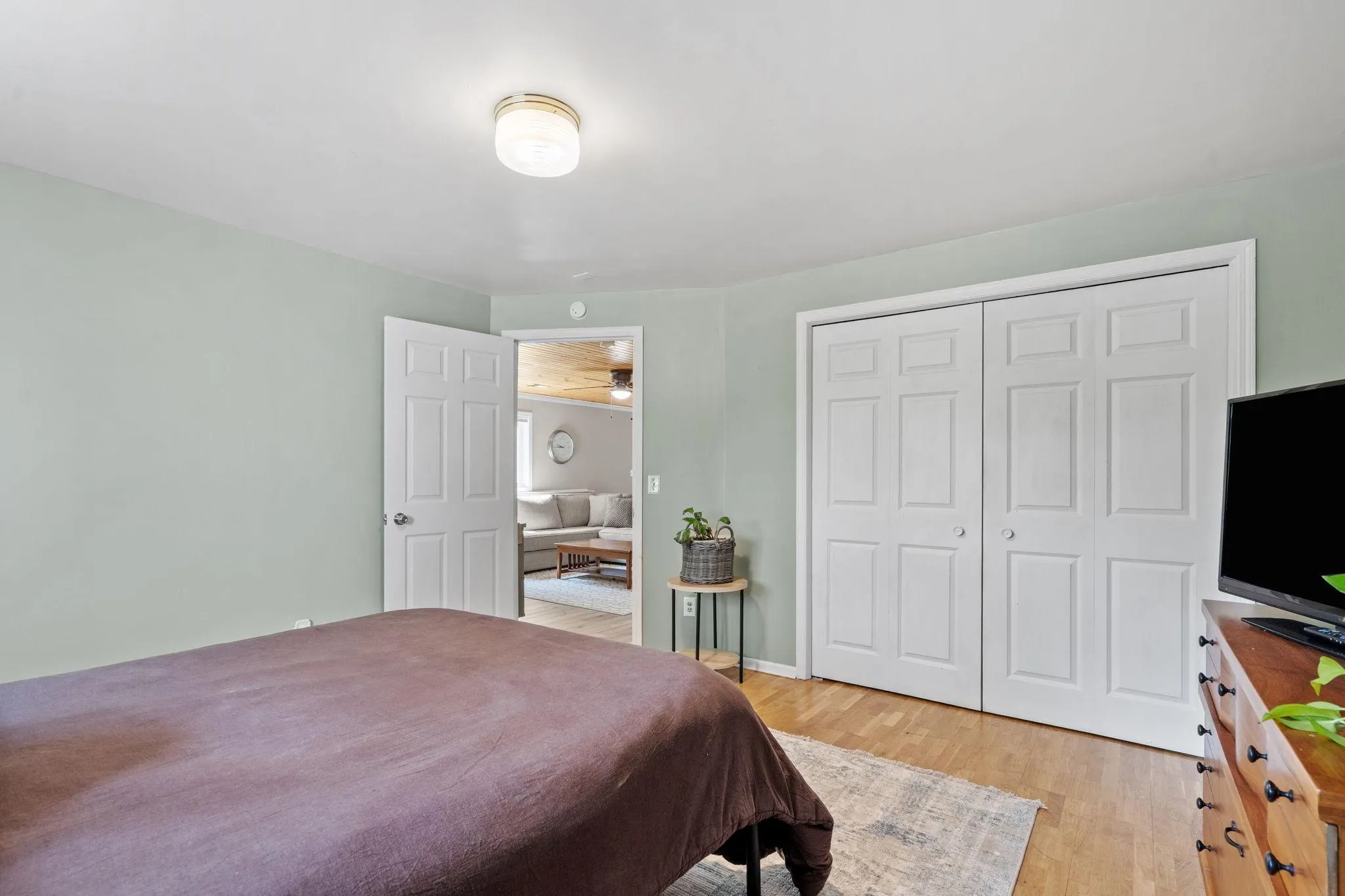 Photo 46 of 40744 Fenian Way