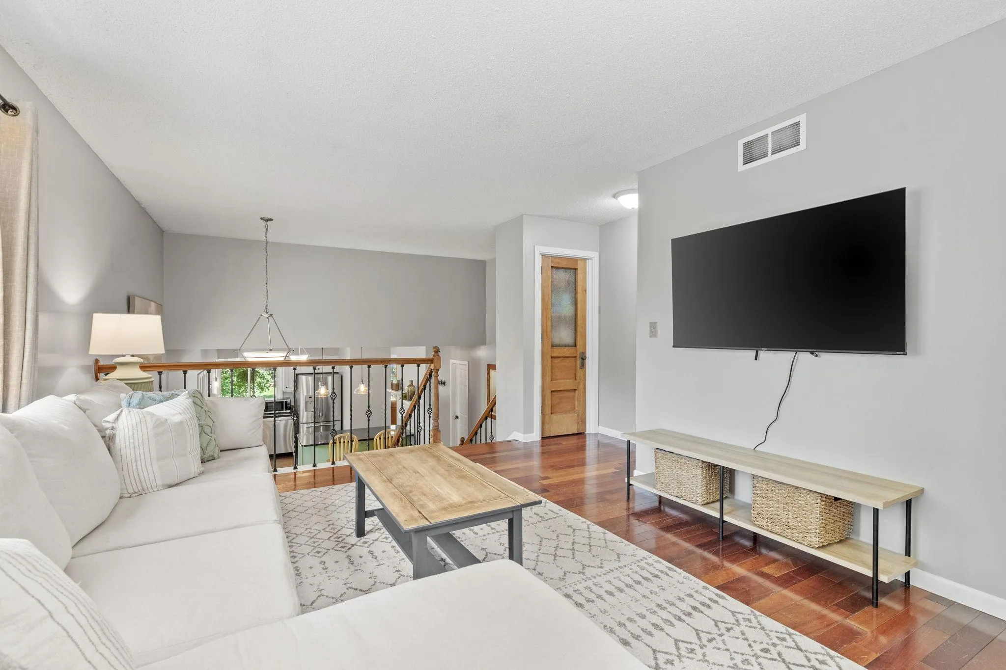 Photo 23 of 40744 Fenian Way