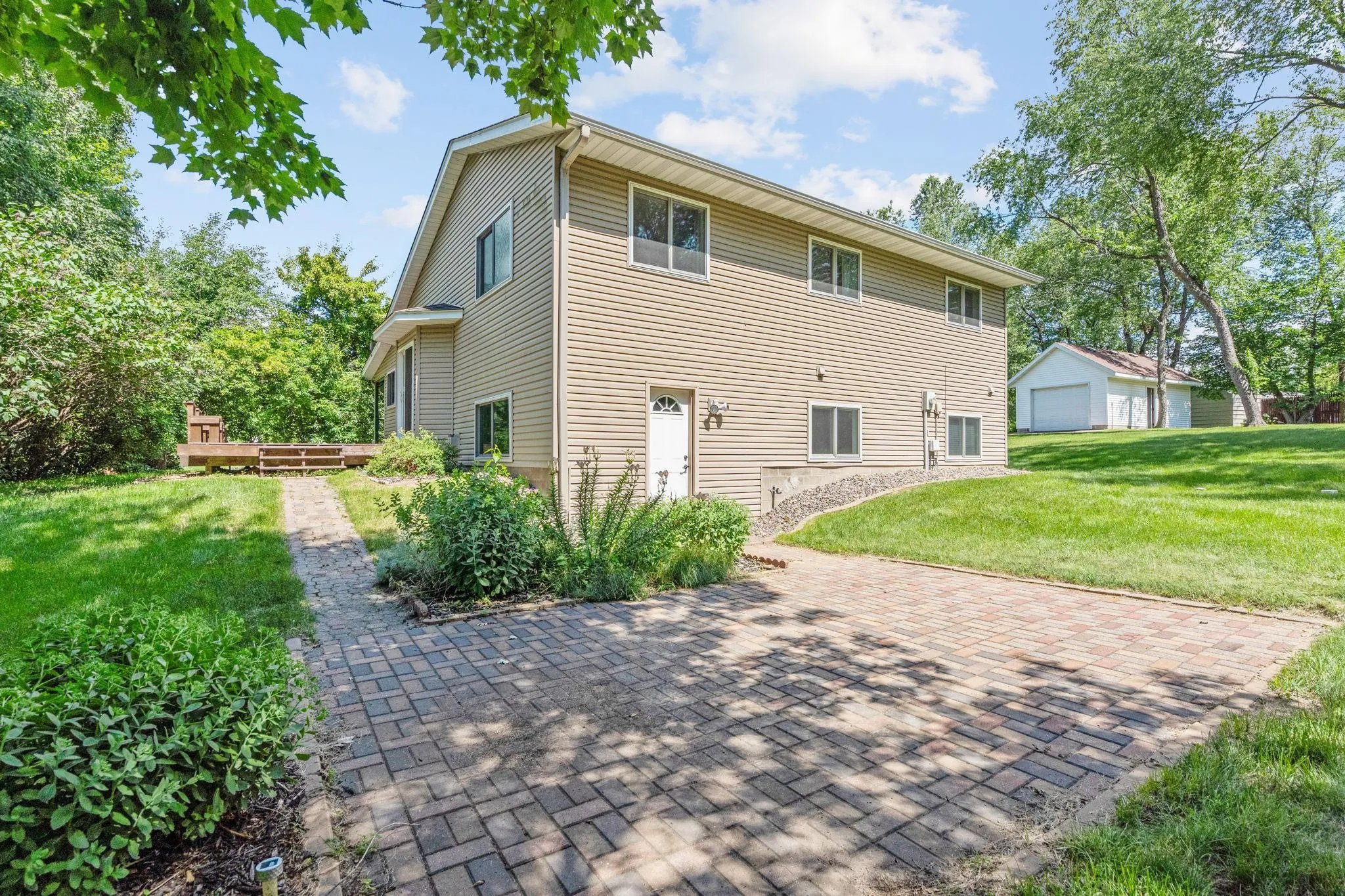 Photo 41 of 40744 Fenian Way
