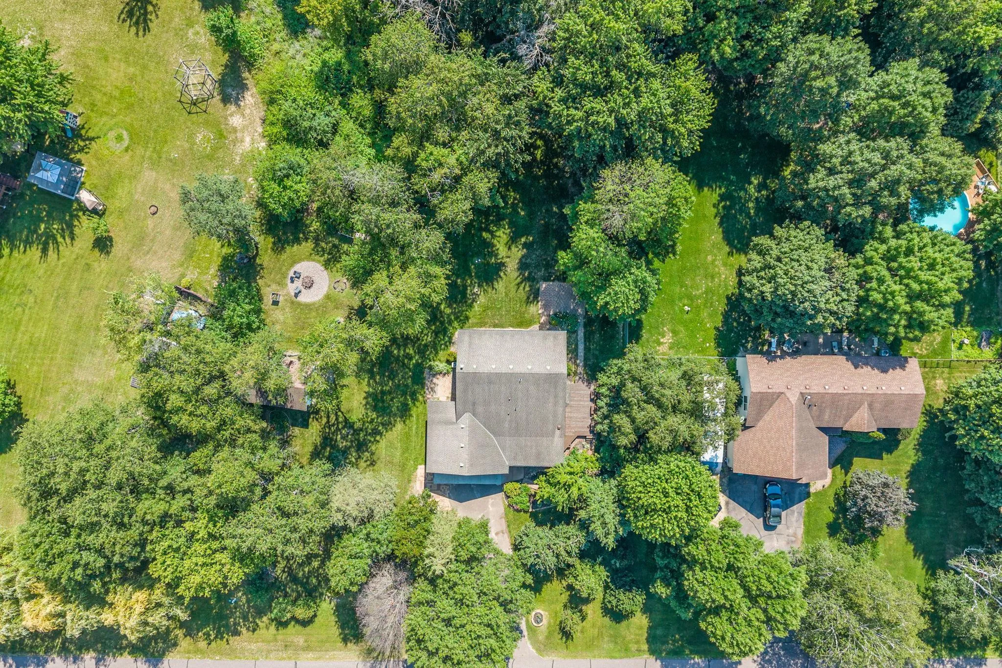 Photo 55 of 40744 Fenian Way