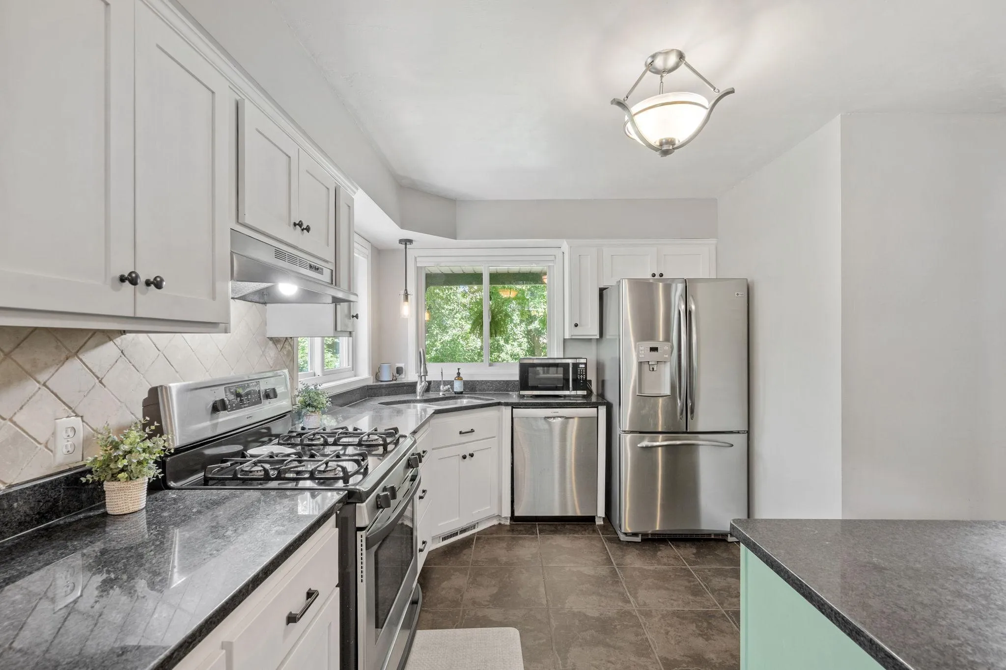Photo 10 of 40744 Fenian Way
